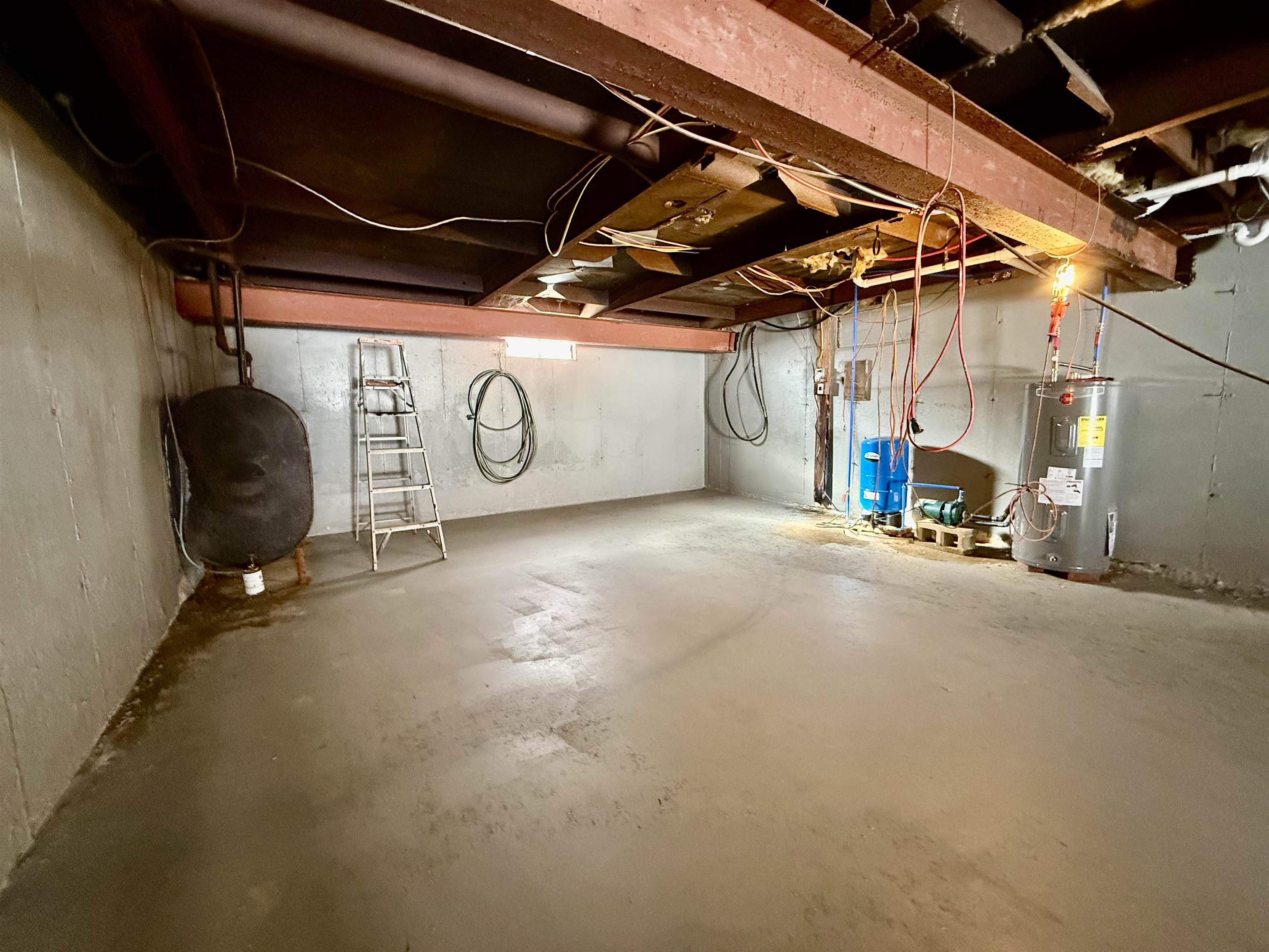 201 Parade Rd, Meredith, NH 03253