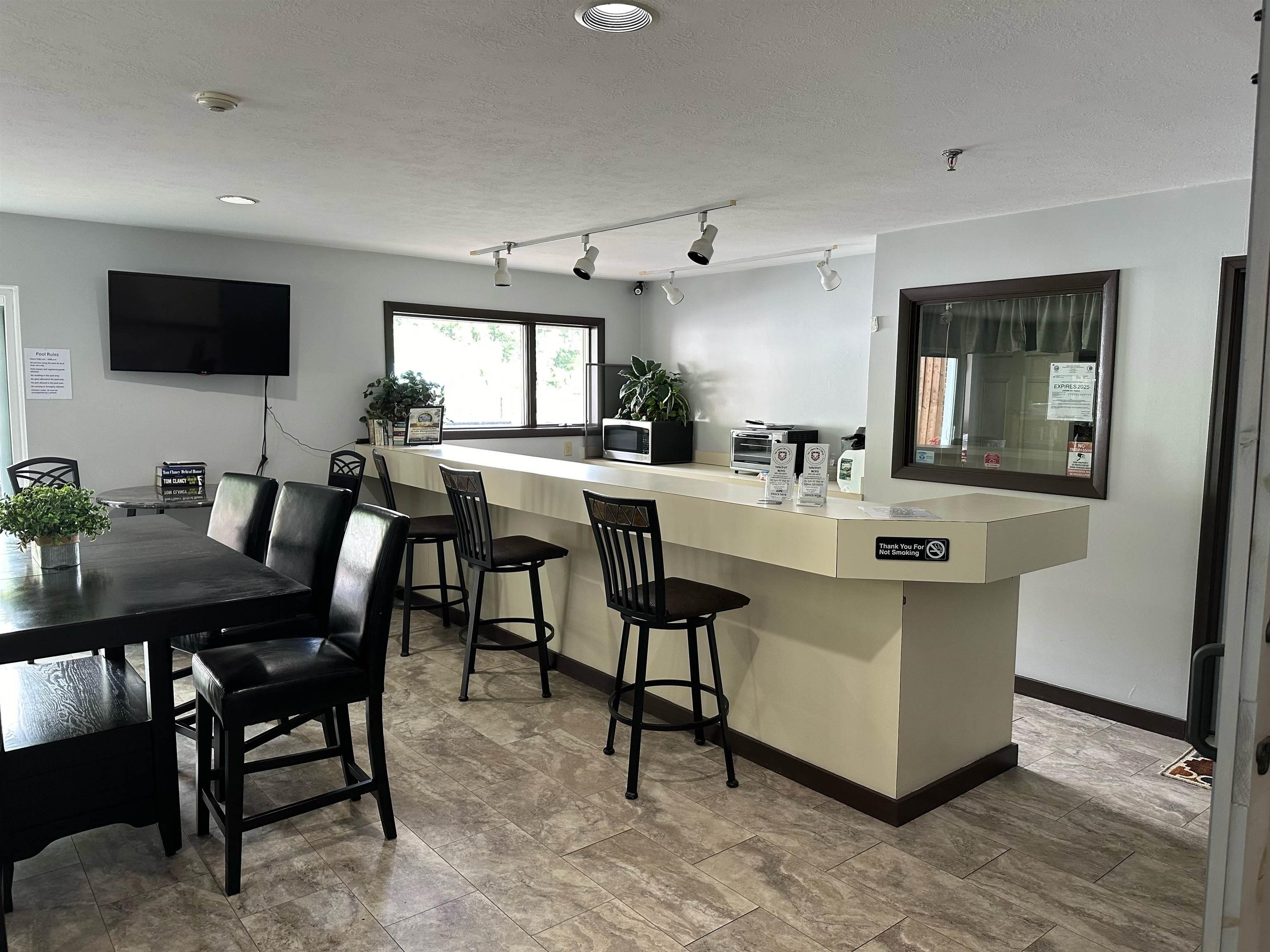 Common Area Rec Room