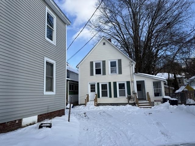 5 Evans Ct, Franklin, NH 03235