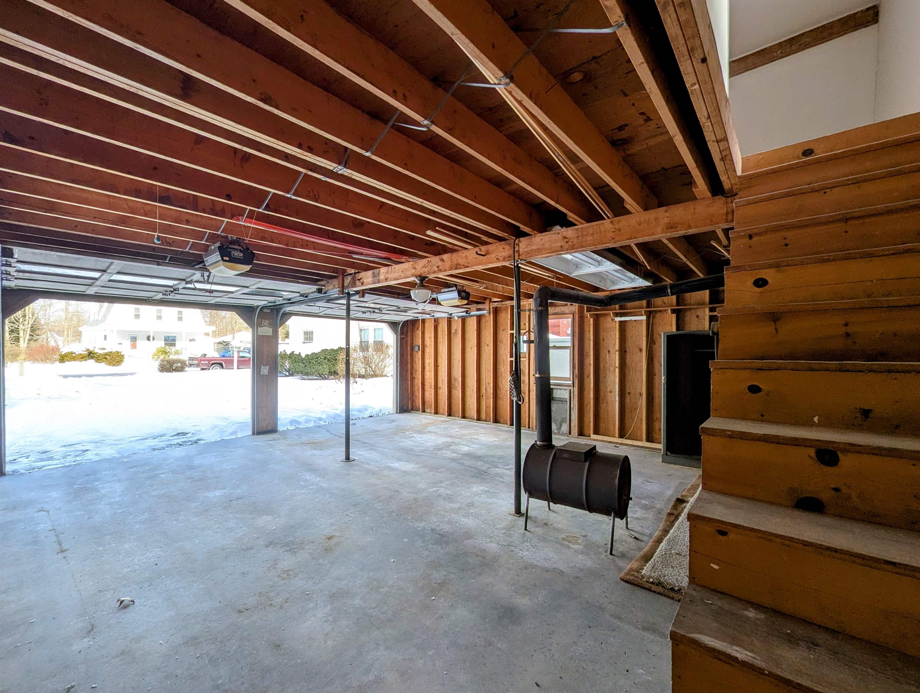 56 Woodland St, Claremont, NH 03743