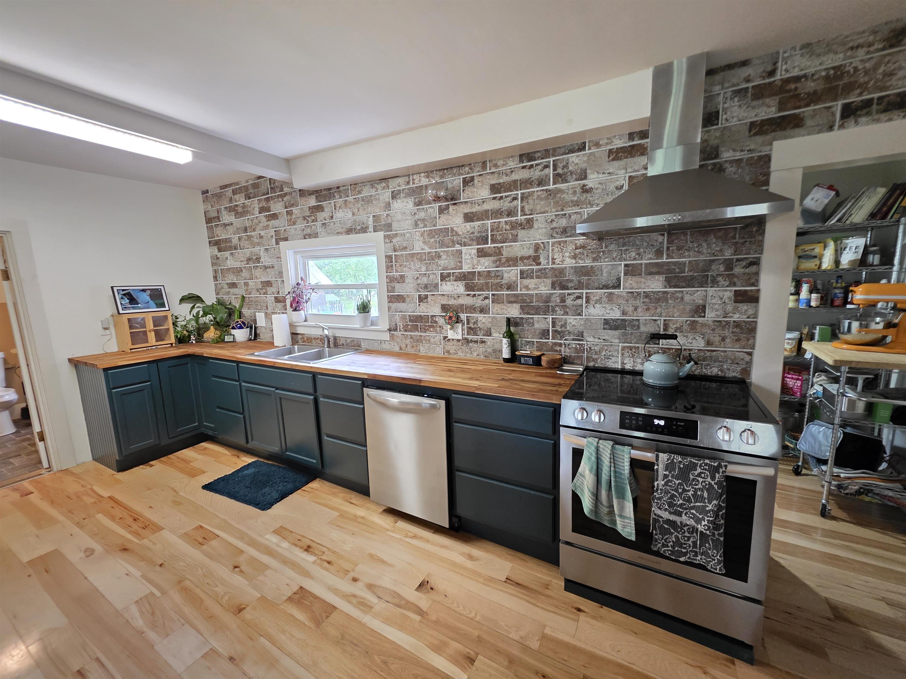 Property photo 33