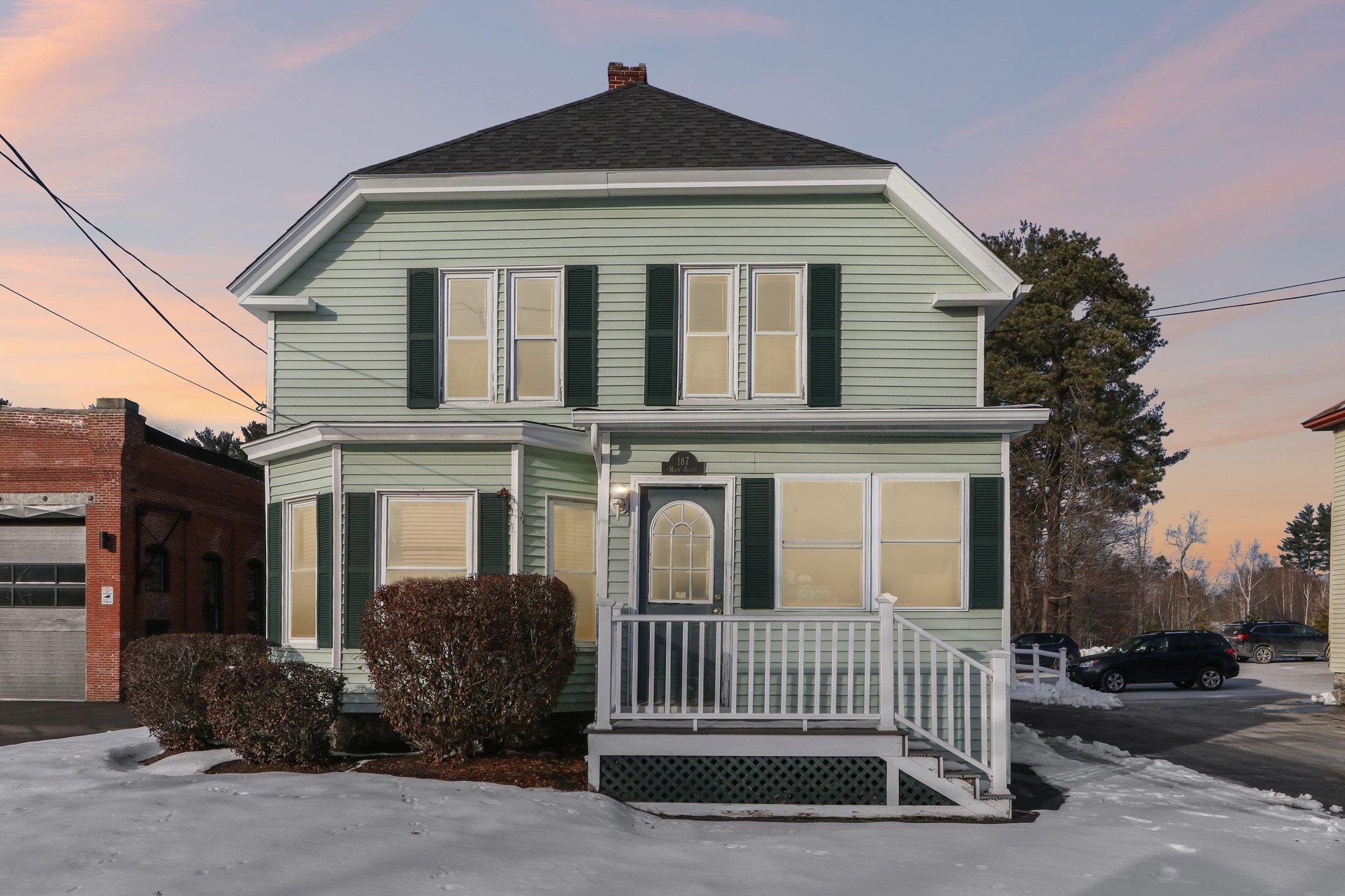 187 Main St, Salem, NH 03079