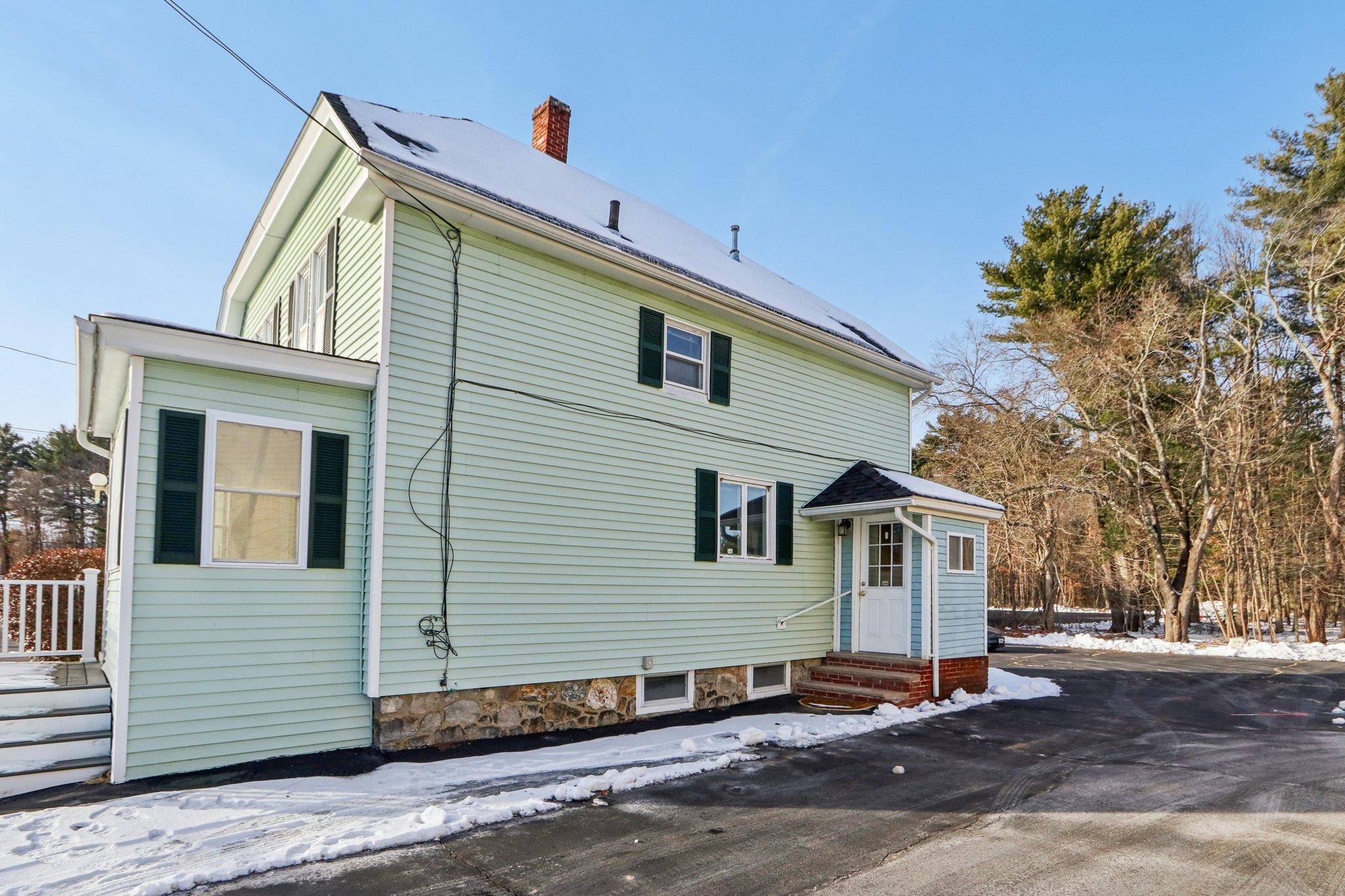 187 Main St, Salem, NH 03079