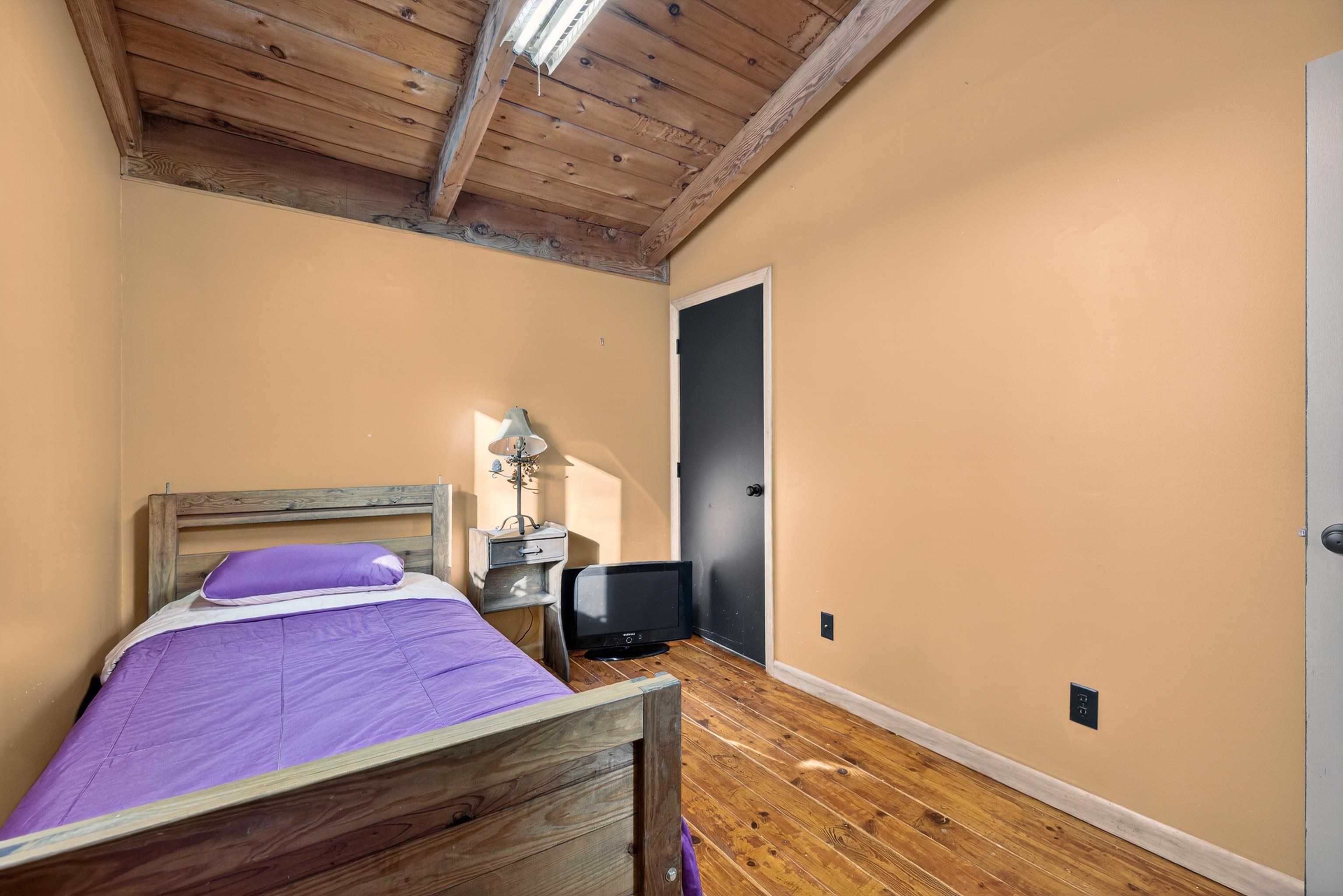 28 Balsam Dr, Gilford, NH 03249