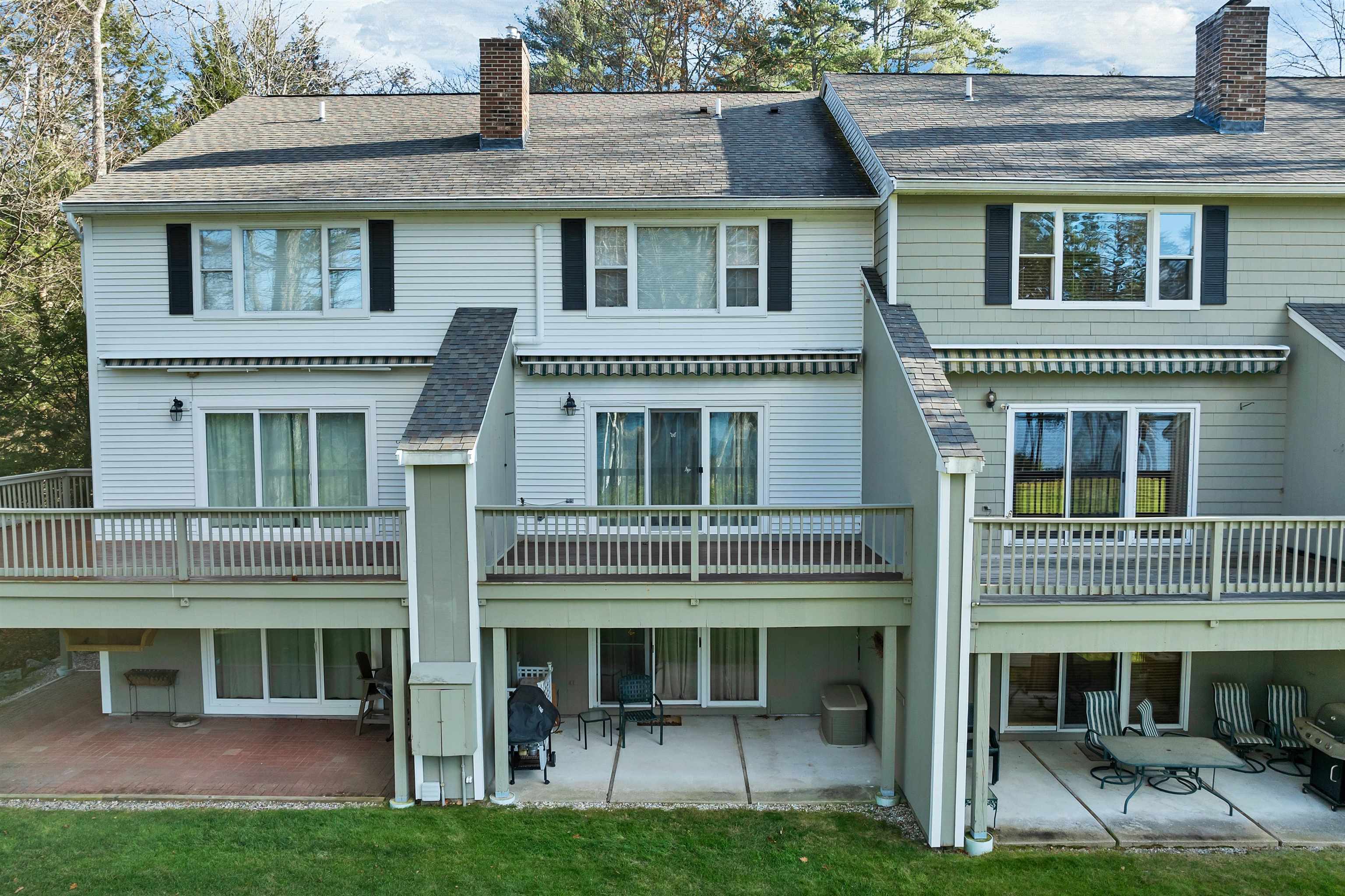 39 Harbor Way, Wolfeboro, NH 03894