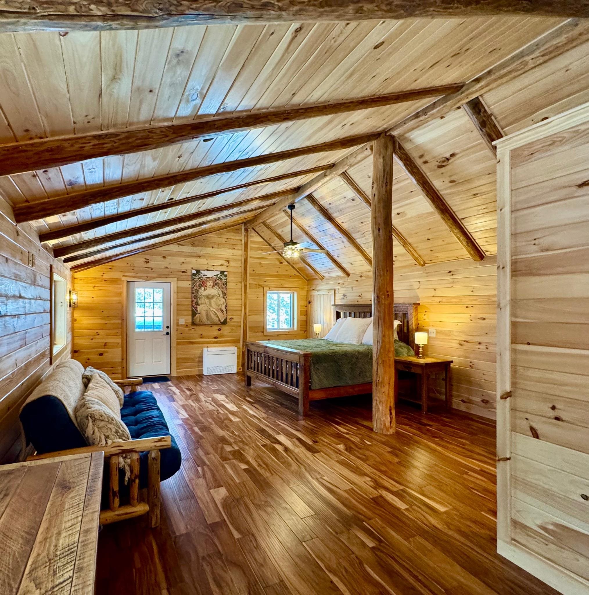 42 Chickadee Ln, Littleton, NH 03561