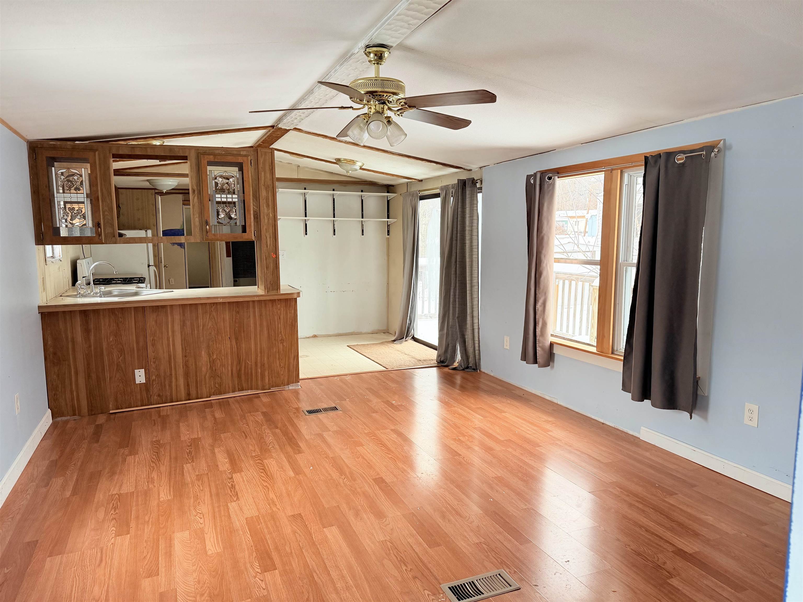 56 Daniels Dr, Enfield, NH 03748