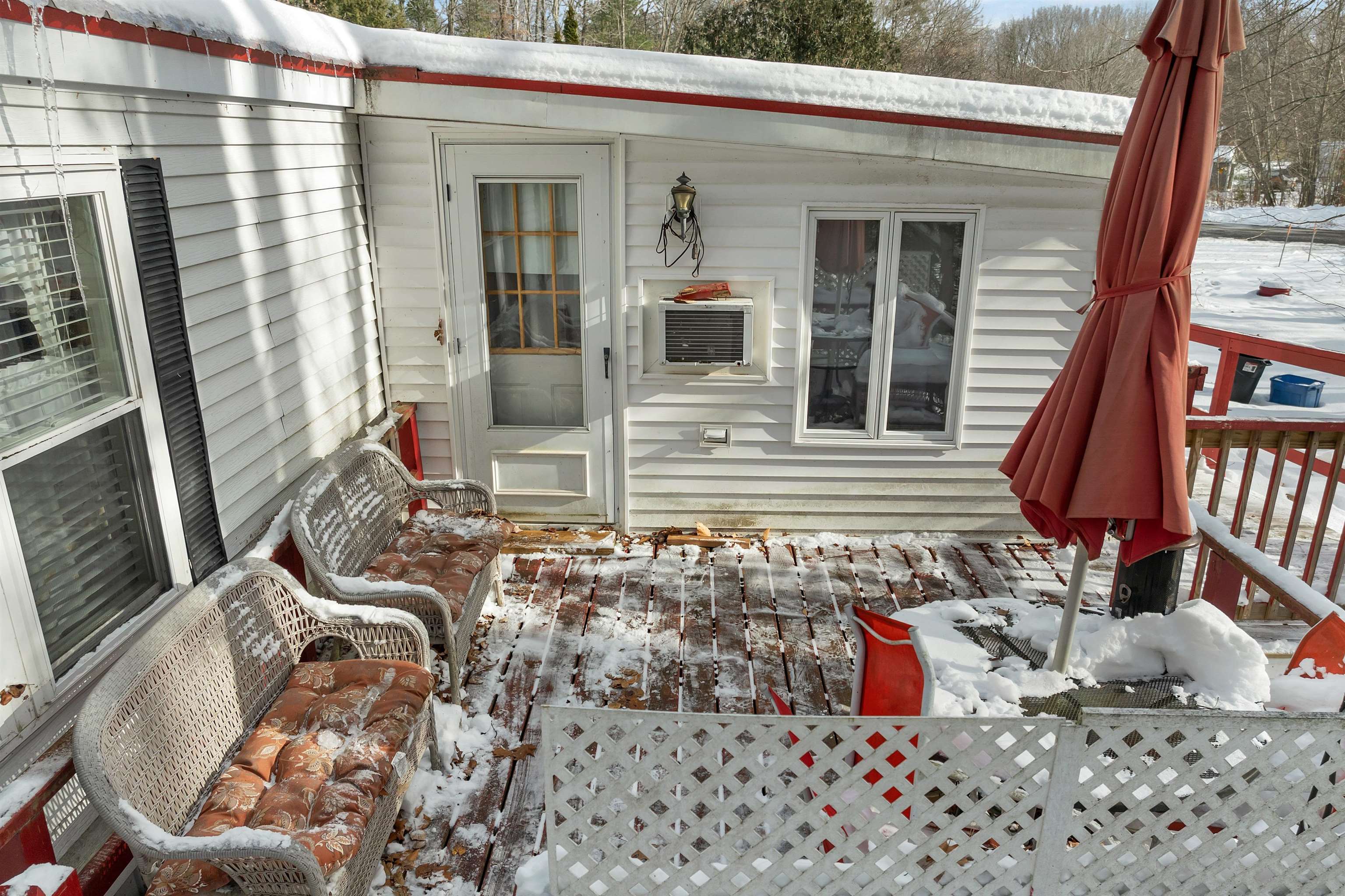 320 Old Lakeshore Rd, Gilford, NH 03249