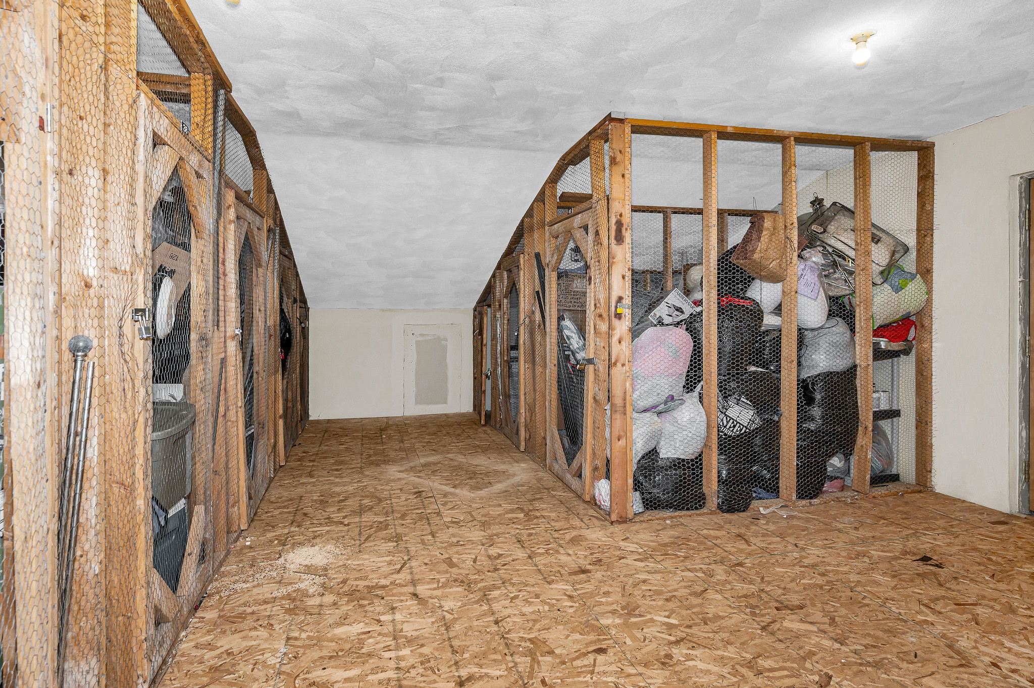 210 Brook Village Rd, Nashua, NH 03062