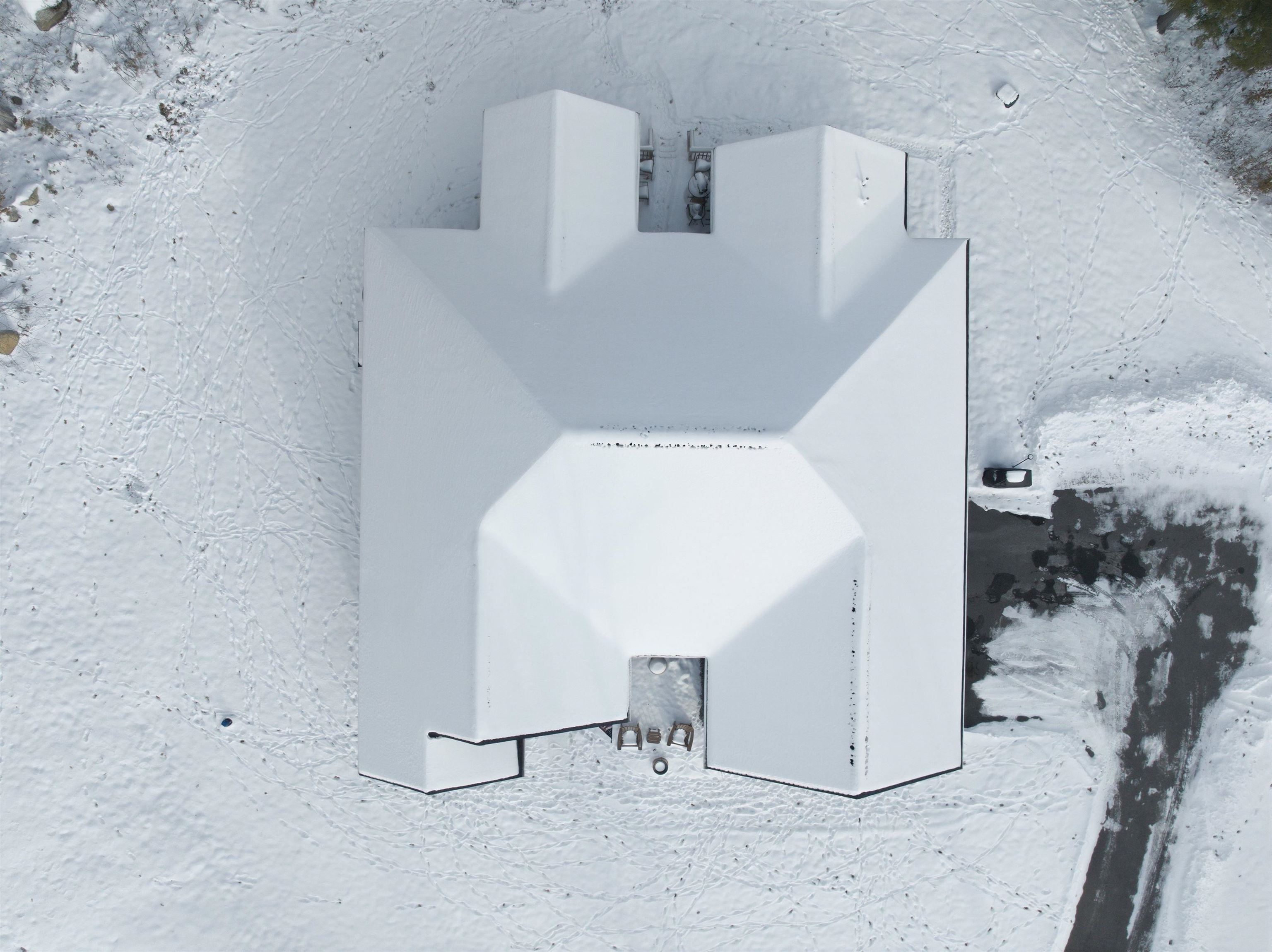 18 Hickorywood Cir, Meredith, NH 03253