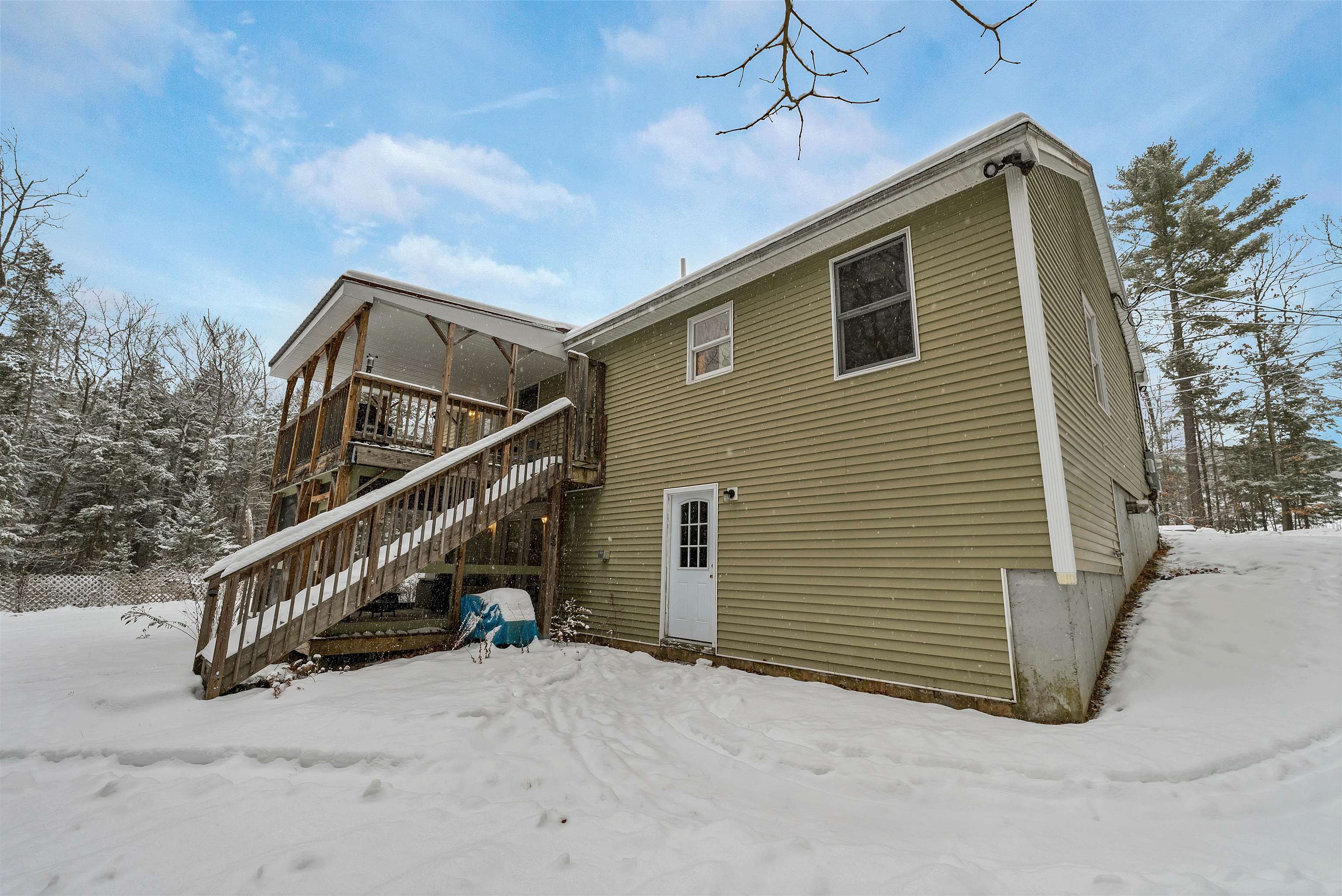156 Trotting Track Rd, Wolfeboro, NH 03894