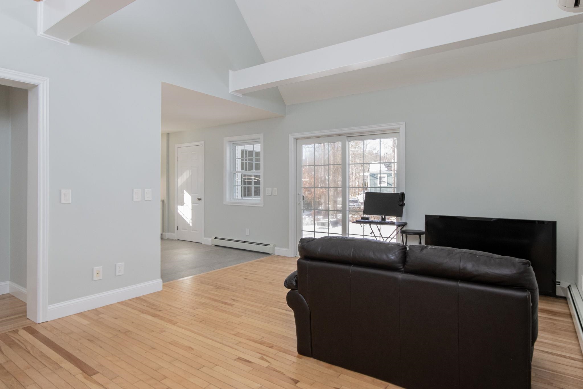 17 Trues Pw, Sandown, NH 03873