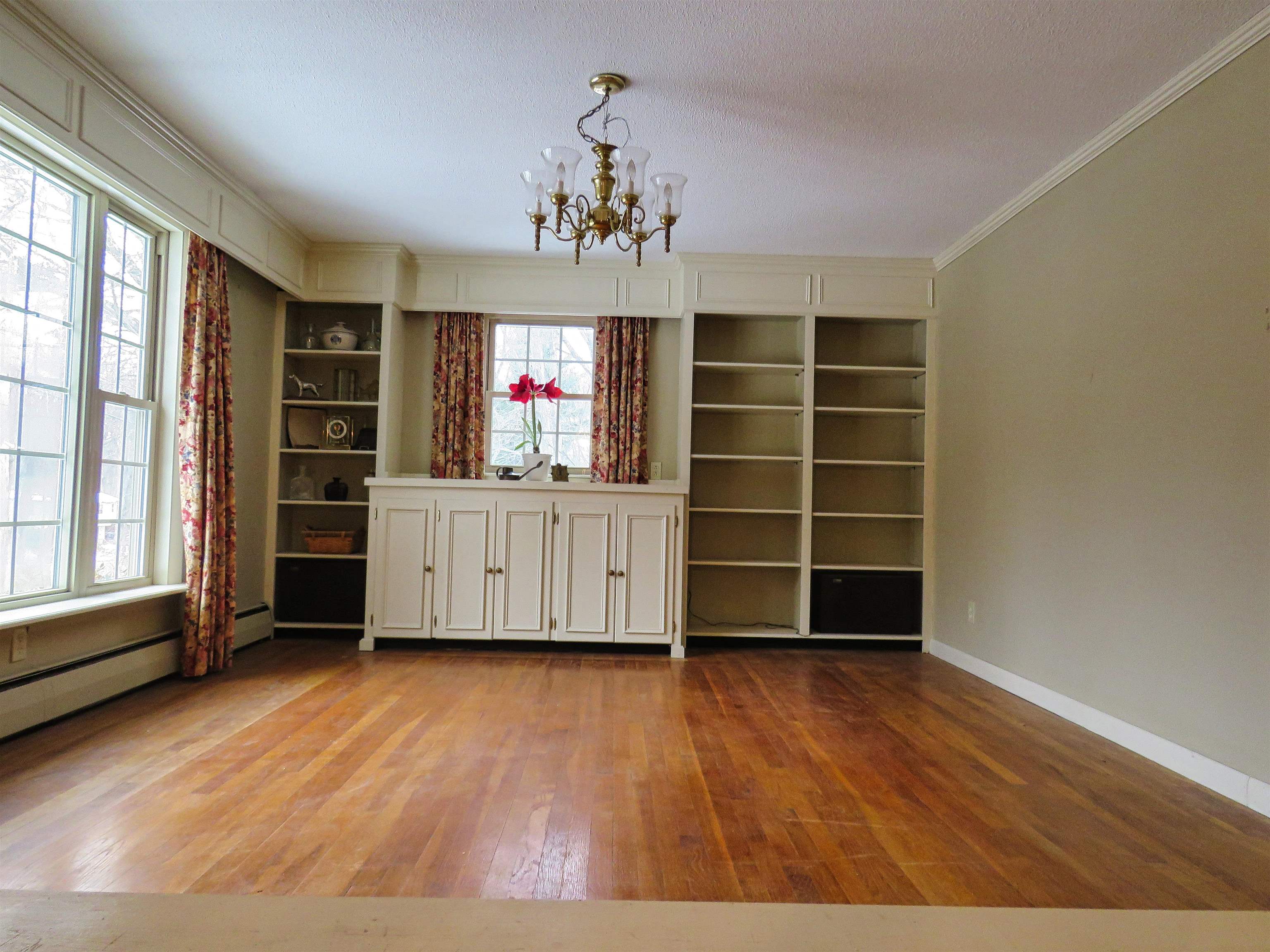 103 Bypass 28 , Derry, NH 03038