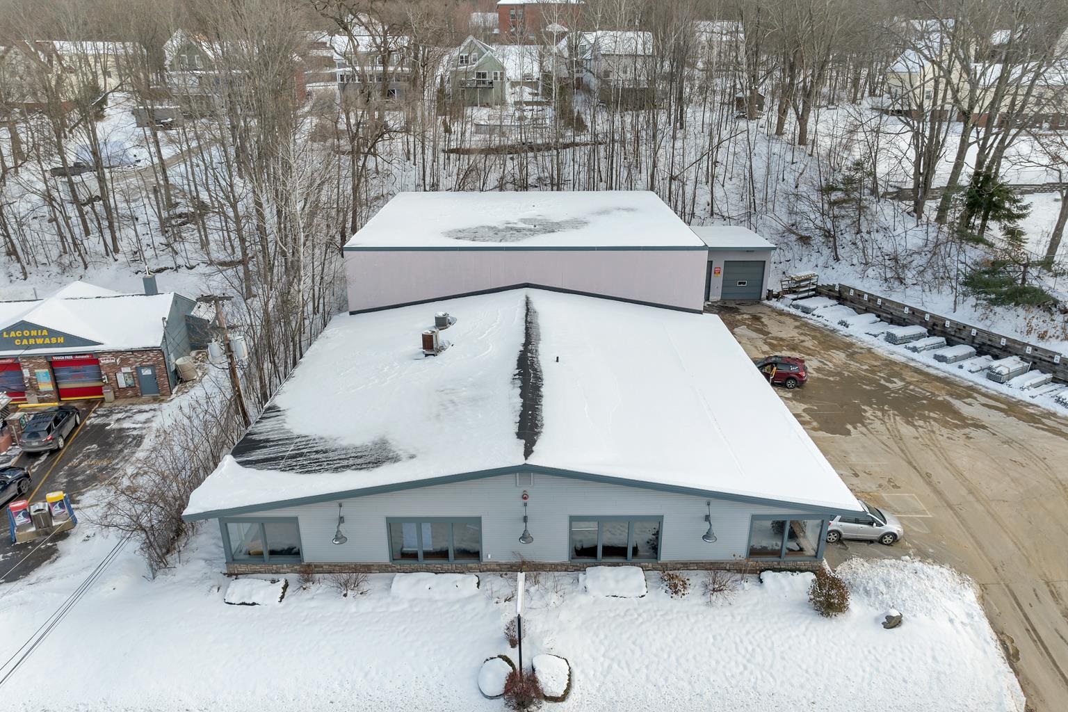 935 Union Ave, Laconia, NH 03246