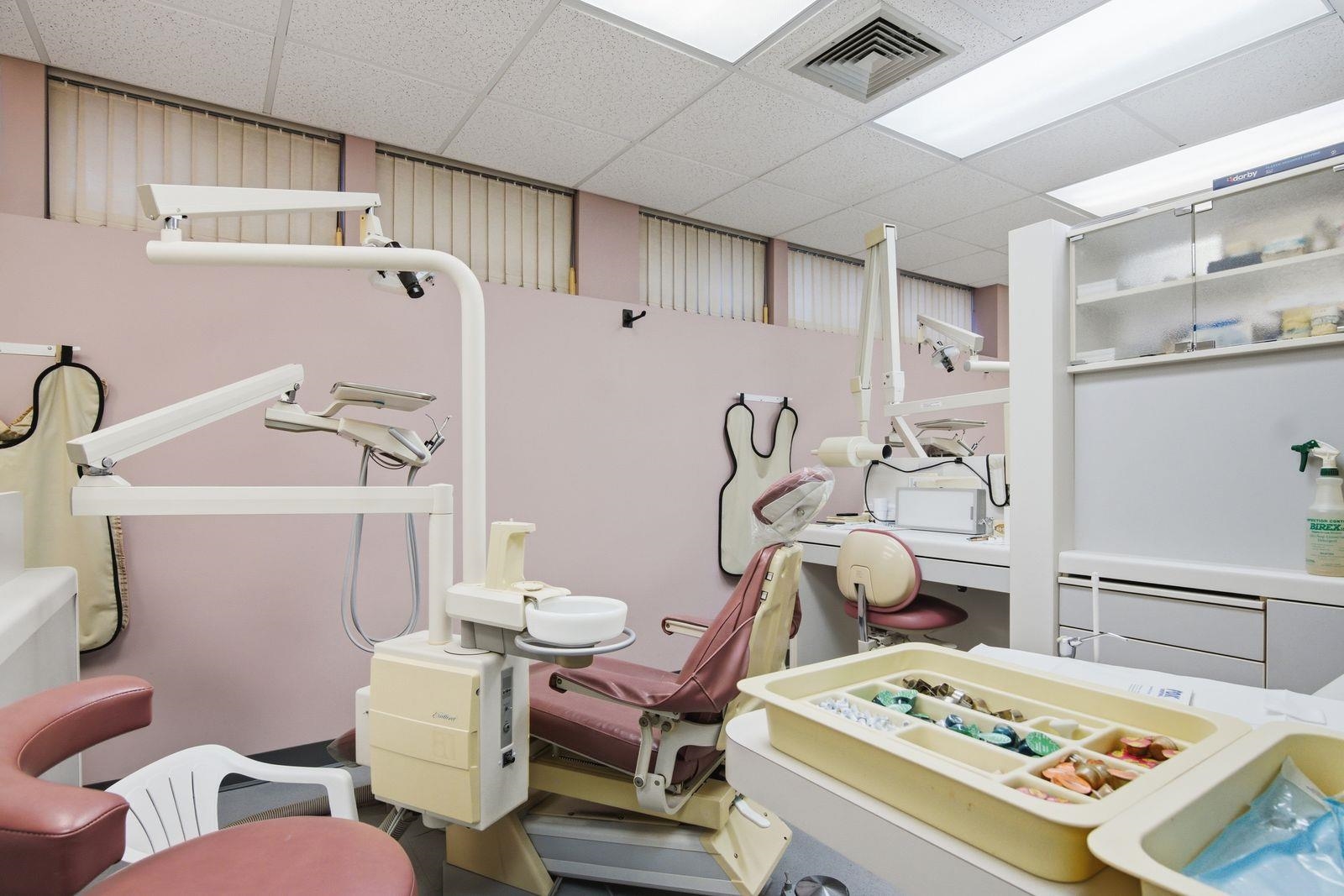 3-H Taggart Dr, Nashua, NH 03060