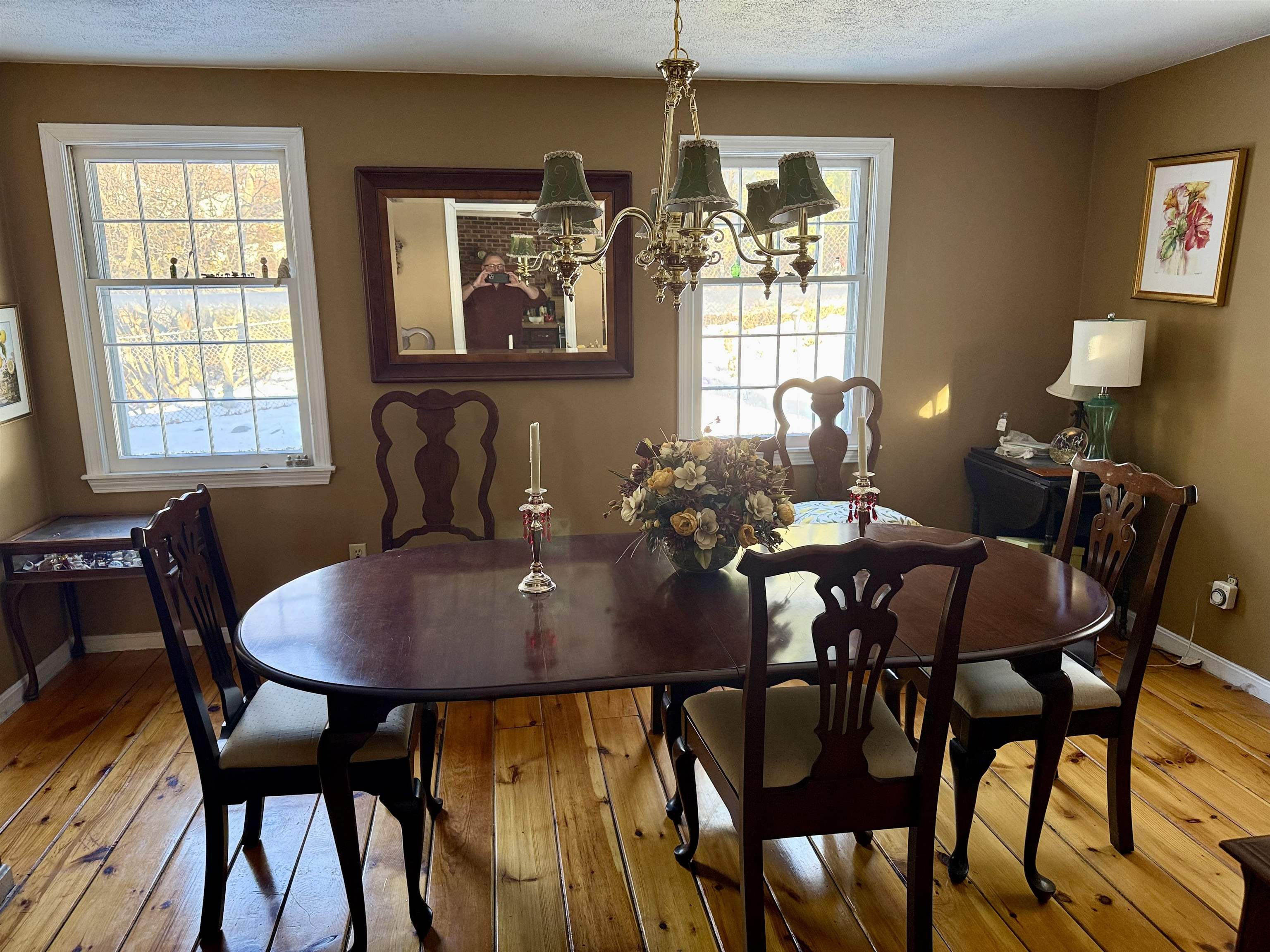 24 Shadwell Rd, Nashua, NH 03062