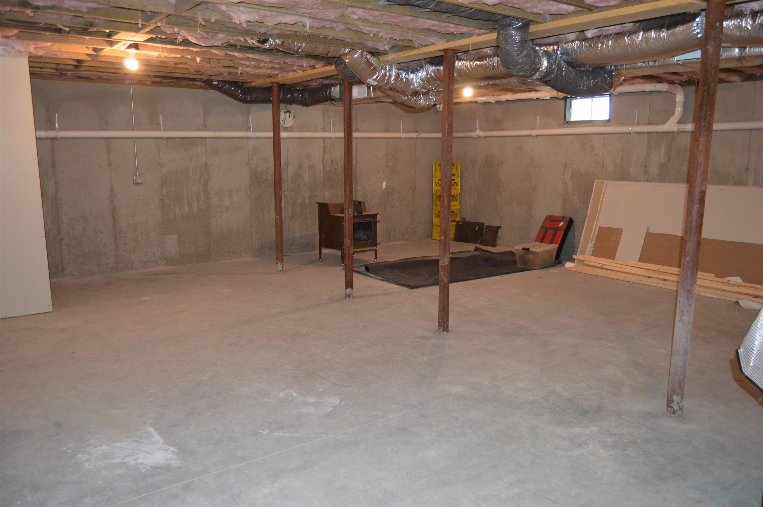 787 Route 10 , Gilsum, NH 03448