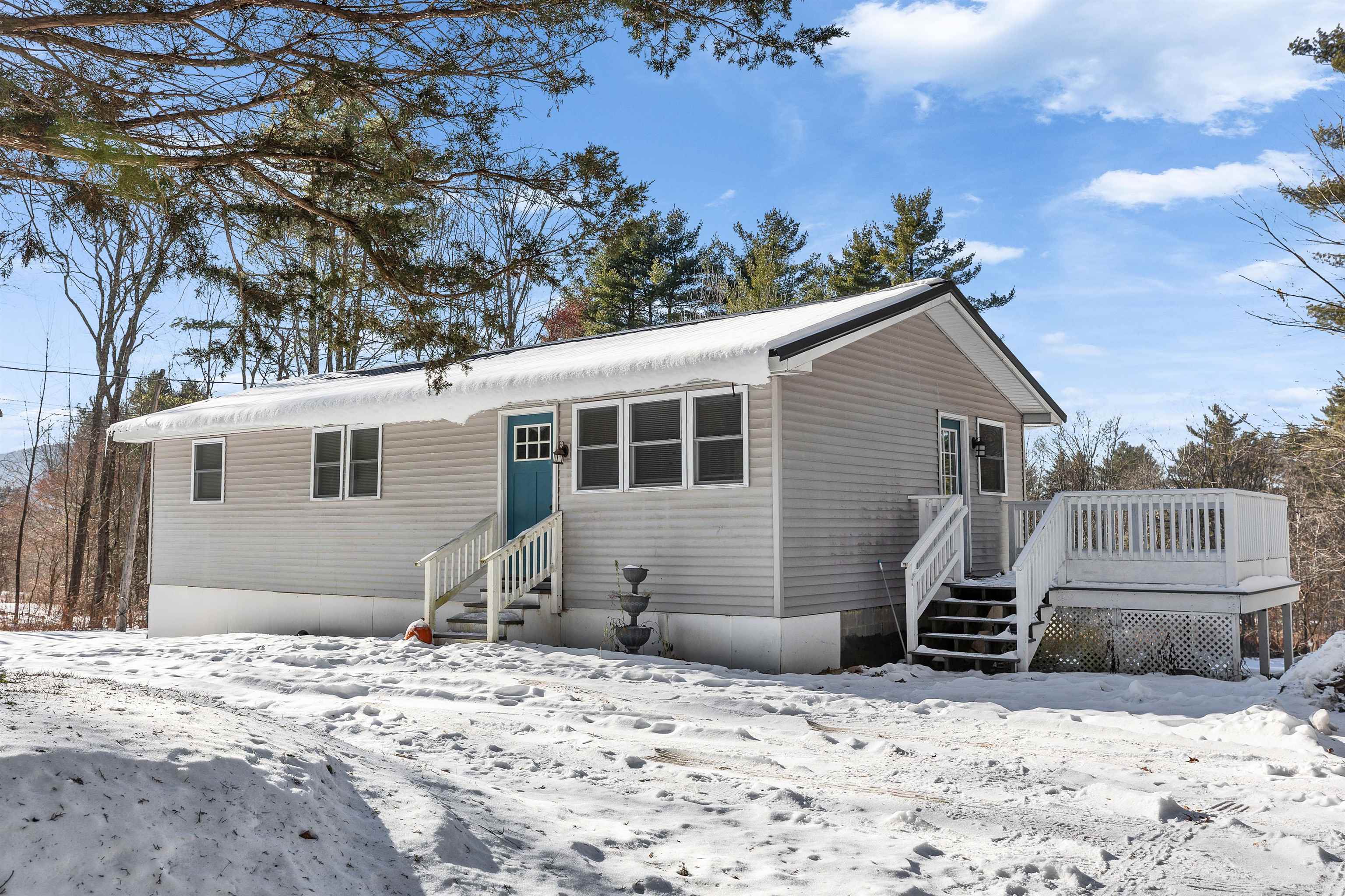 127 Holbrook Ave, Swanzey, NH 03446