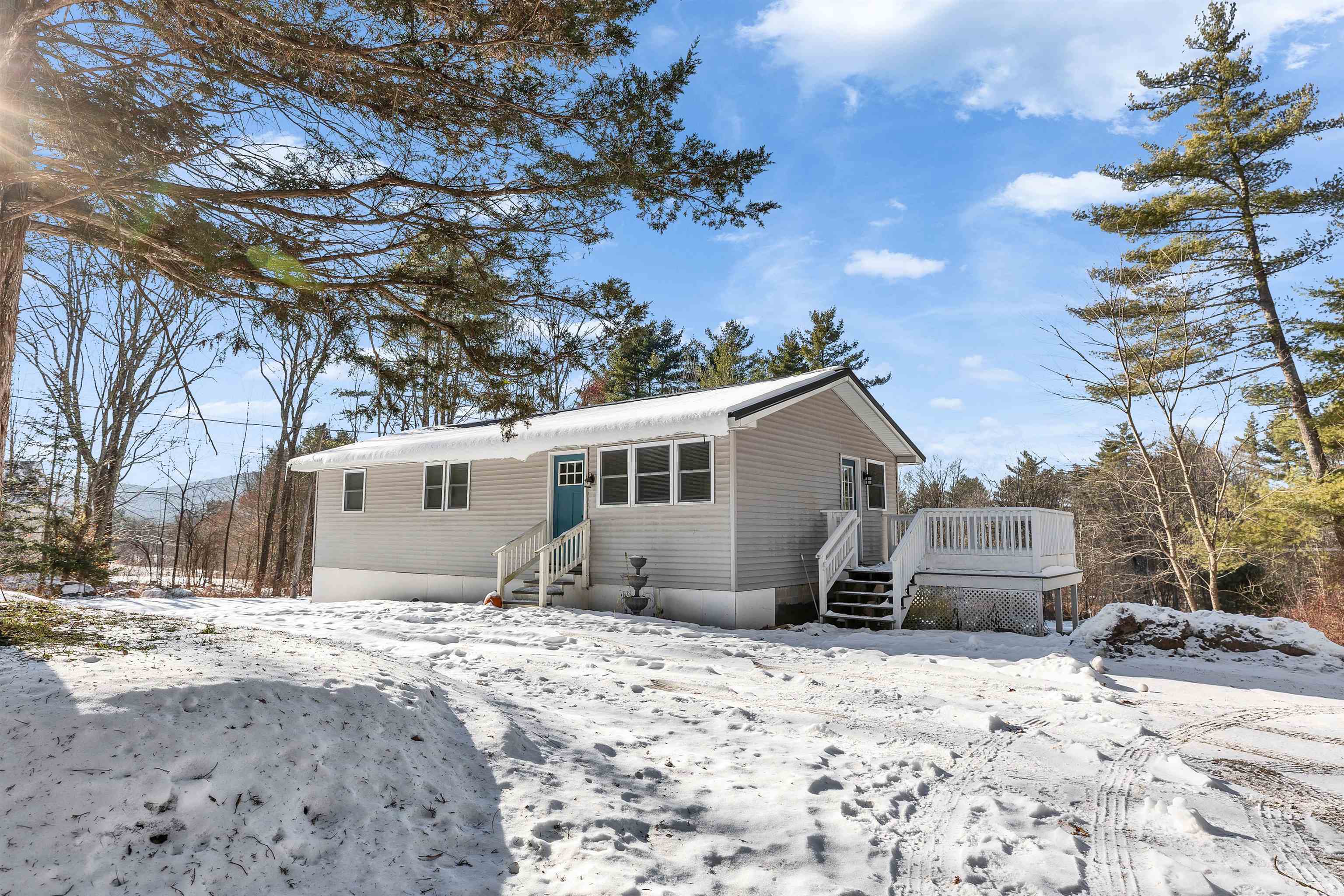 127 Holbrook Ave, Swanzey, NH 03446