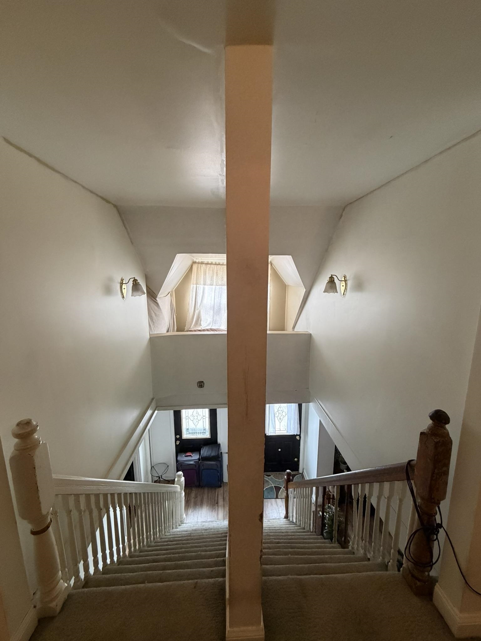 18-20 Elm St, Derry, NH 03038