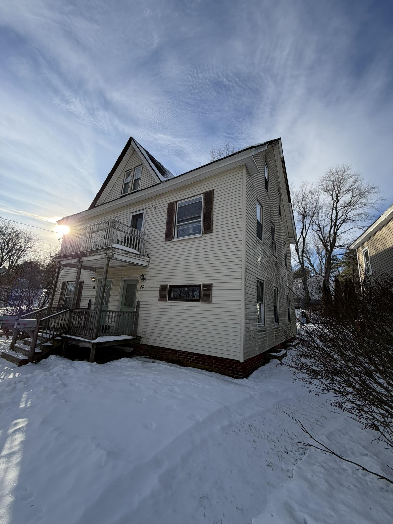 18-20 Elm St, Derry, NH 03038