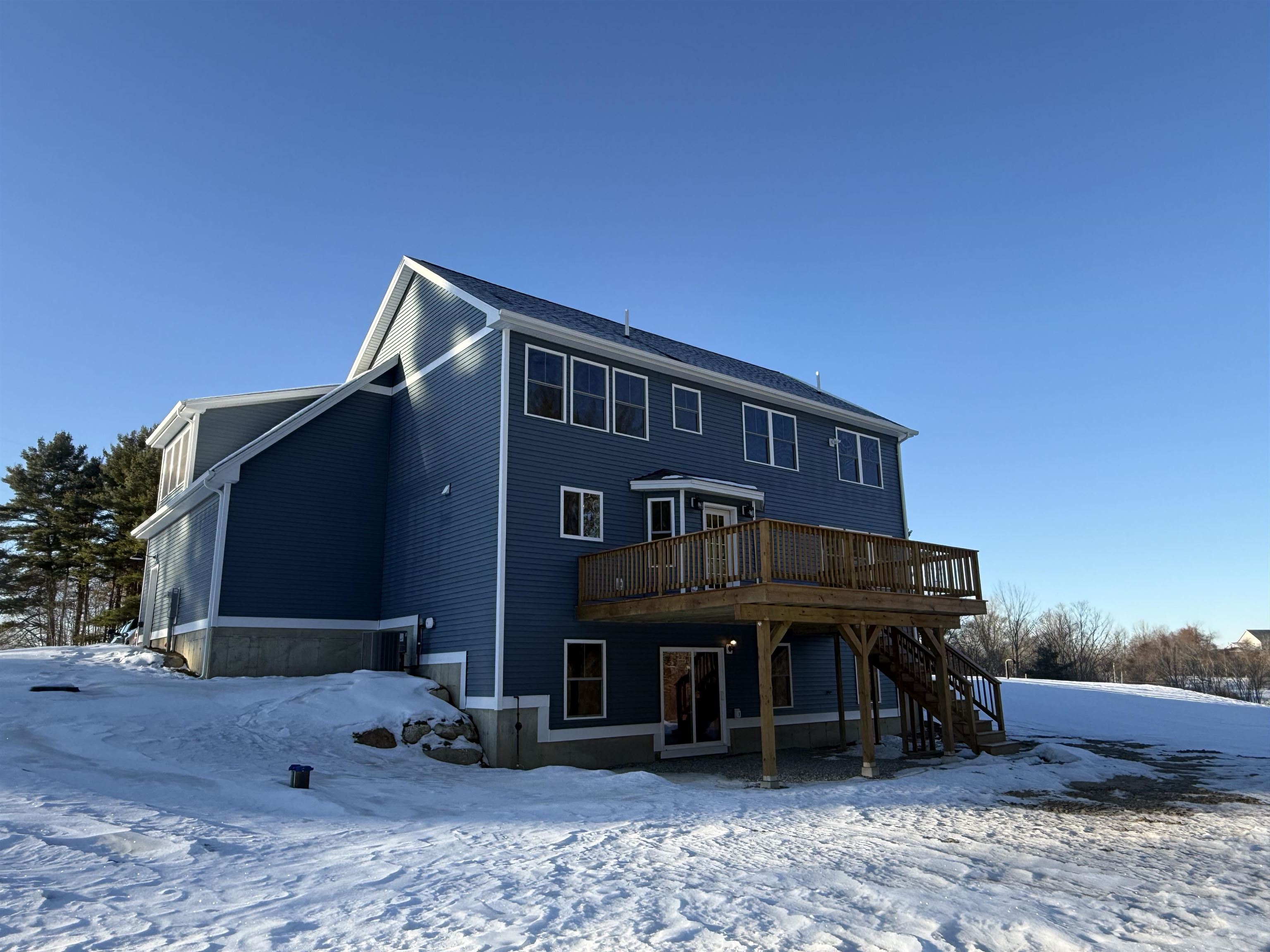 15 Nash Ln, Epsom, NH 03234