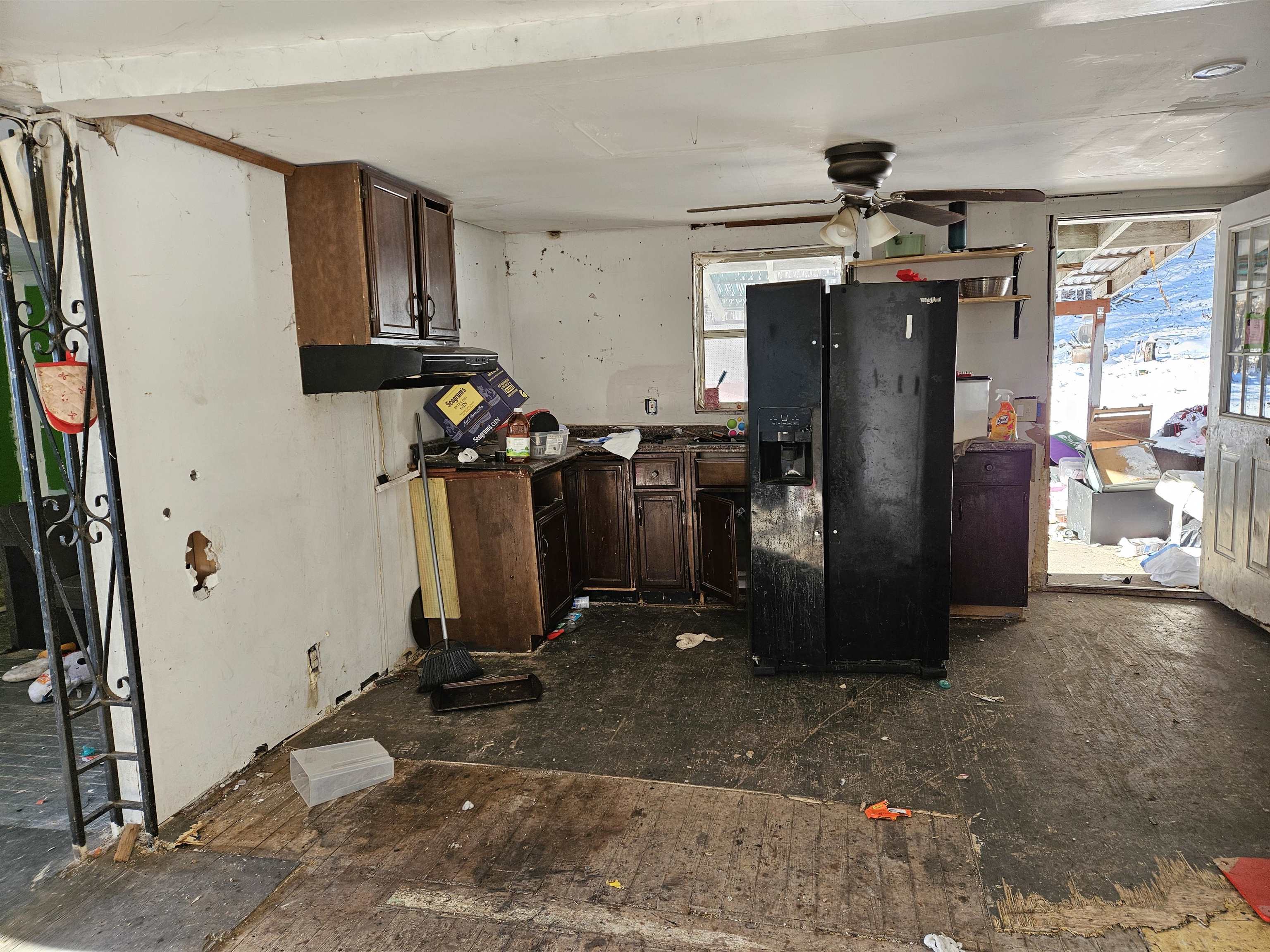 409 Sullivan St, Claremont, NH 03743