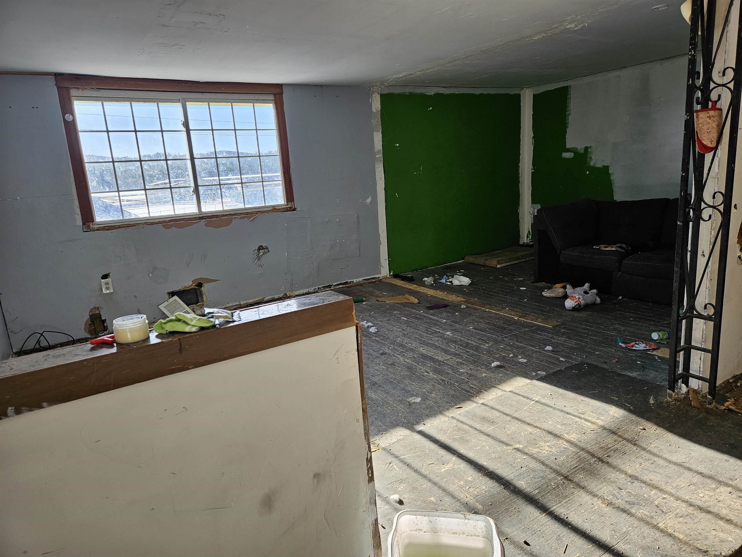 409 Sullivan St, Claremont, NH 03743