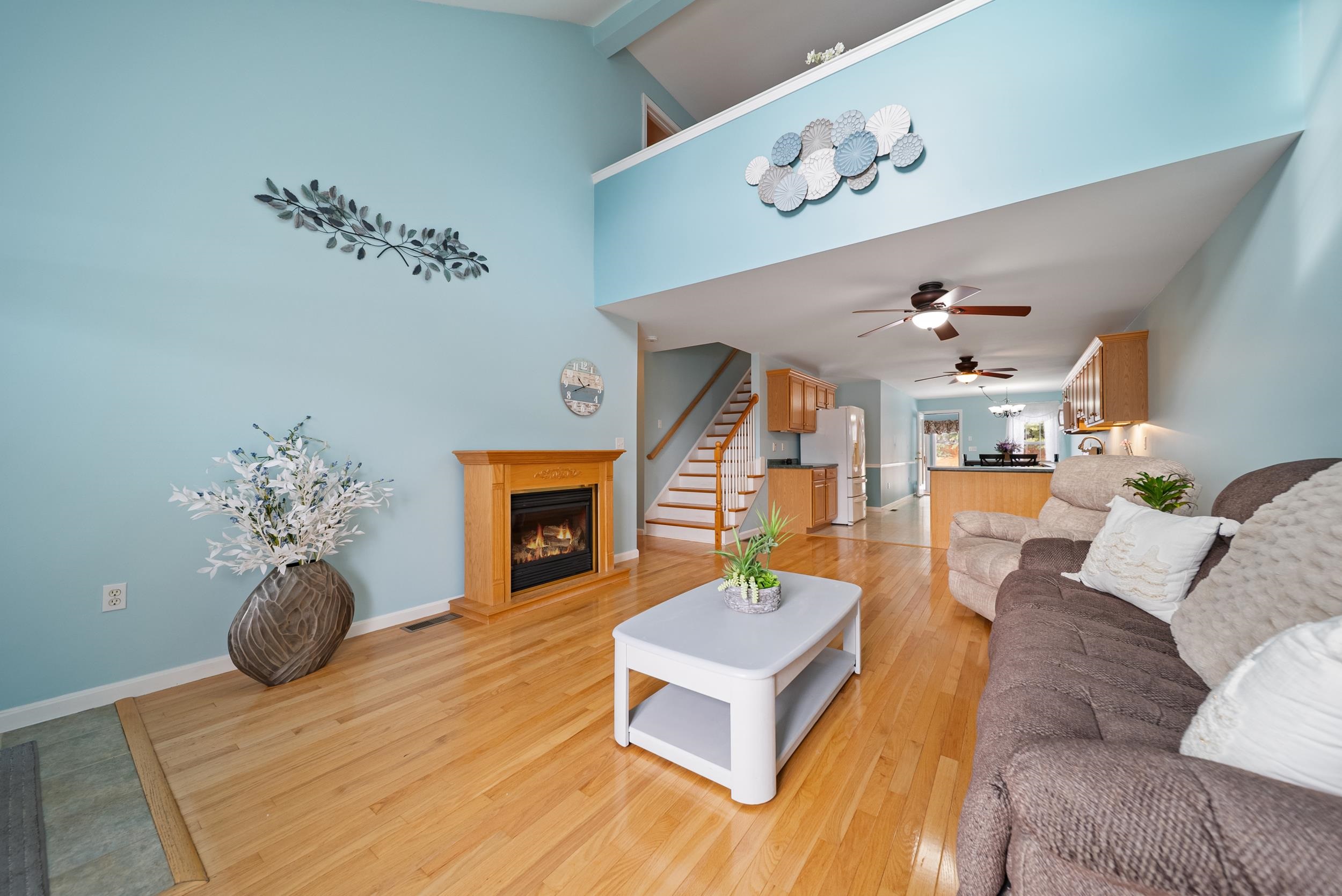 74 Pleasant St, Windham, NH 03087