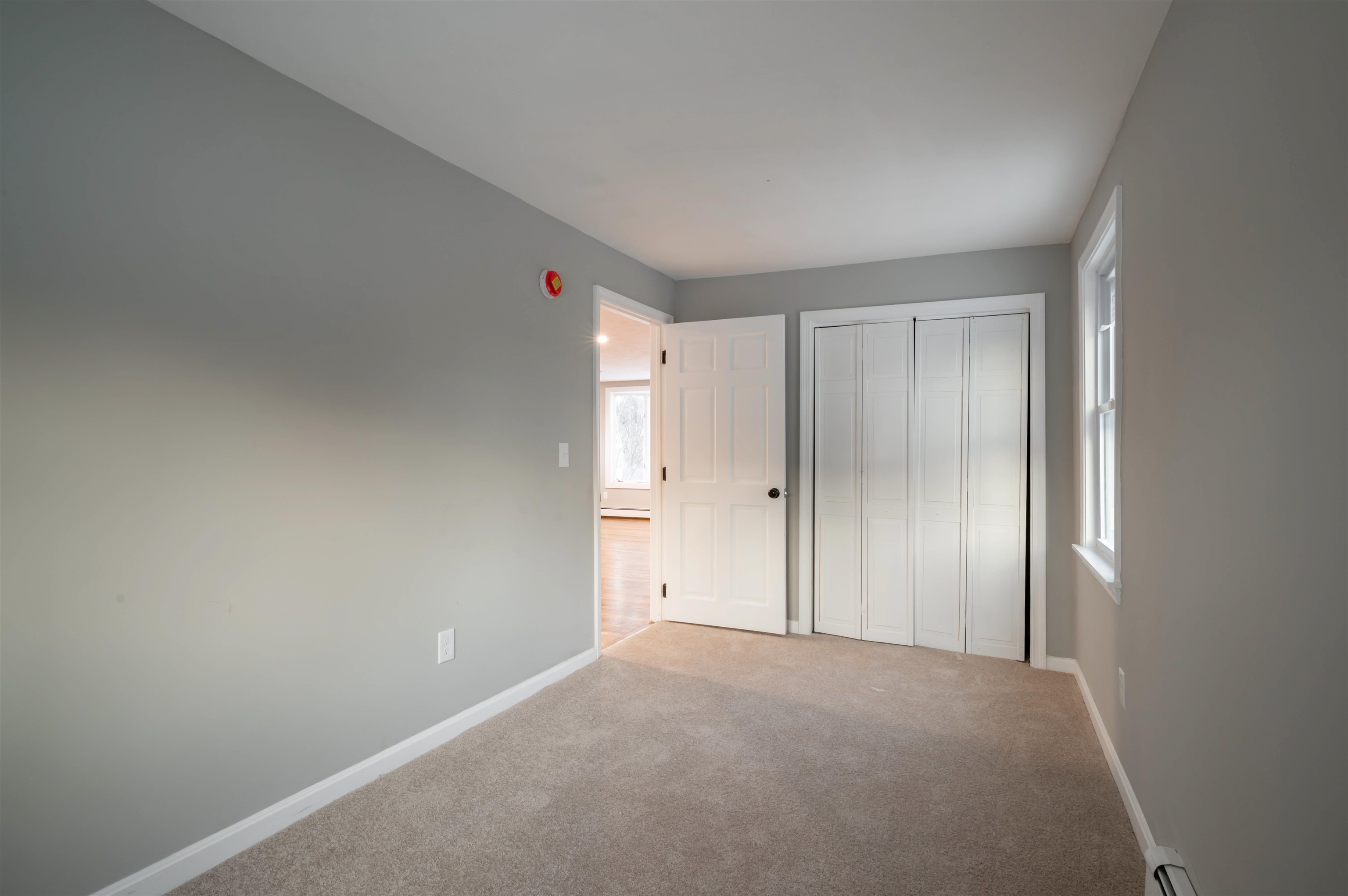 6 Grover St, Concord, NH 03301