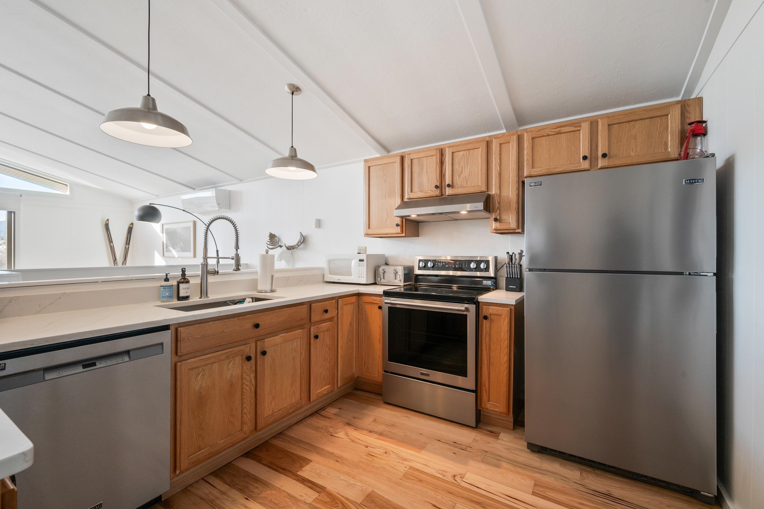 104 Alpstrausse Rd, Bartlett, NH 03845