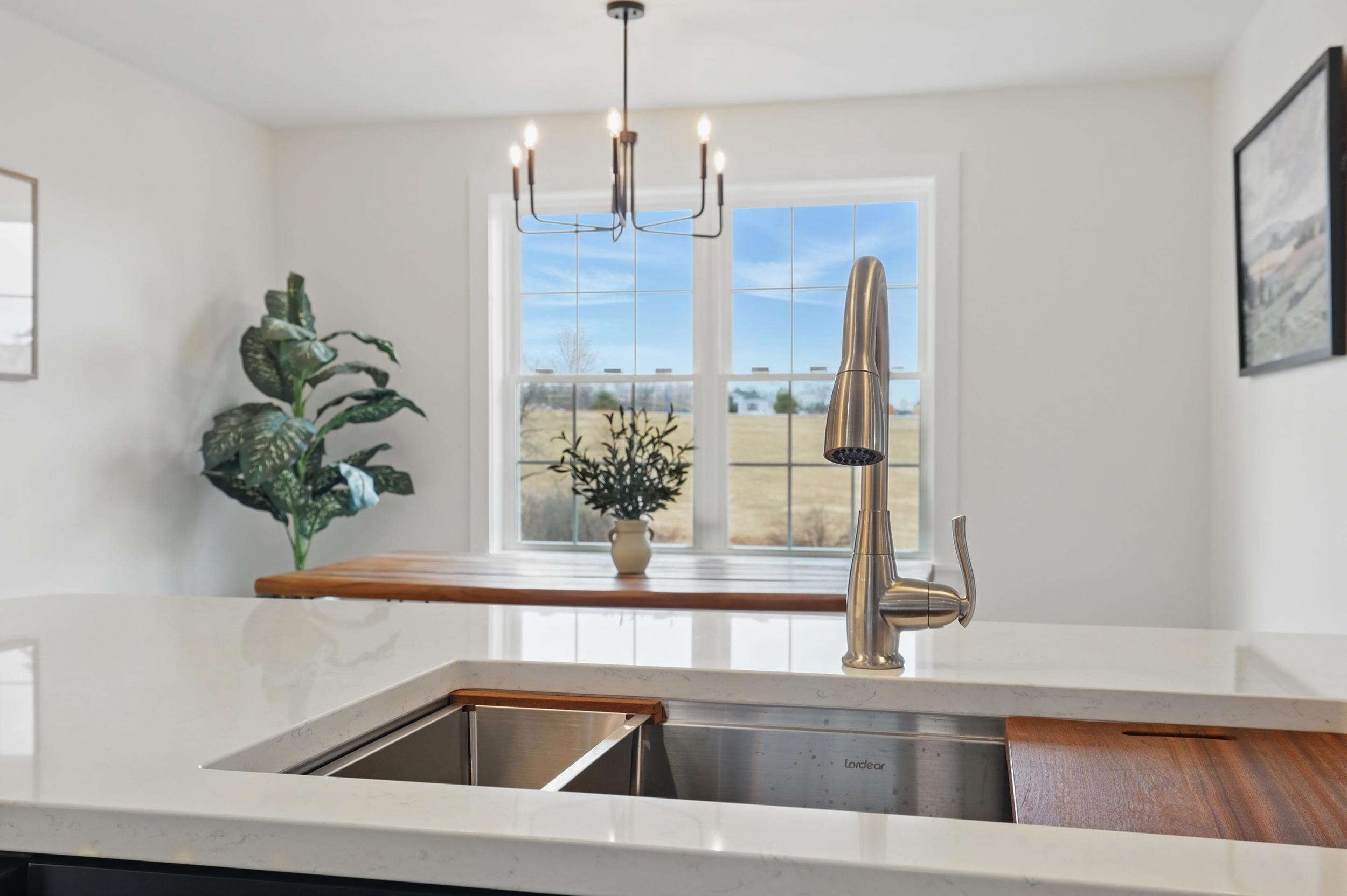 17 Brook Cir, Northwood, NH 03261