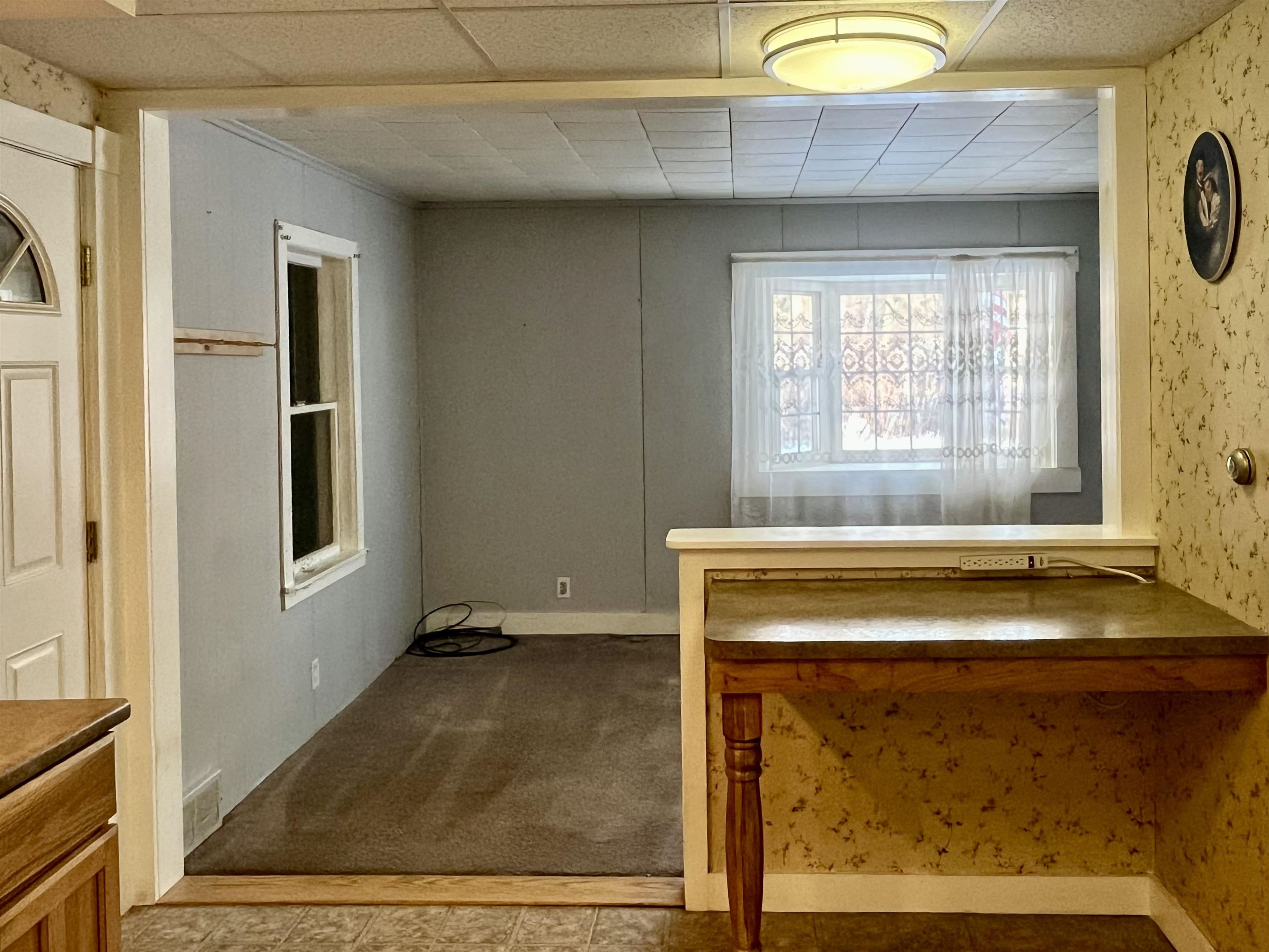 2 Bell St, Gorham, NH 03581