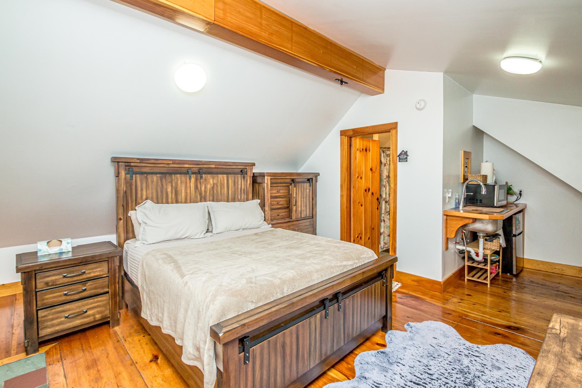 3 Chellie Ln, Northumberland, NH 03582