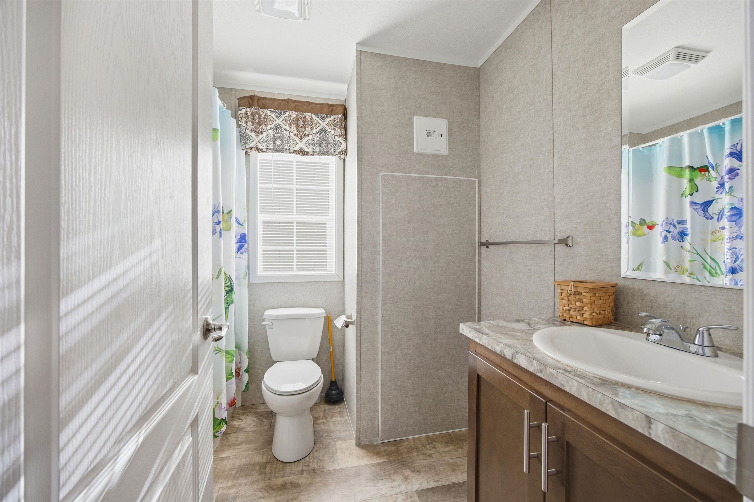 190 Manchester St, Concord, NH 03301