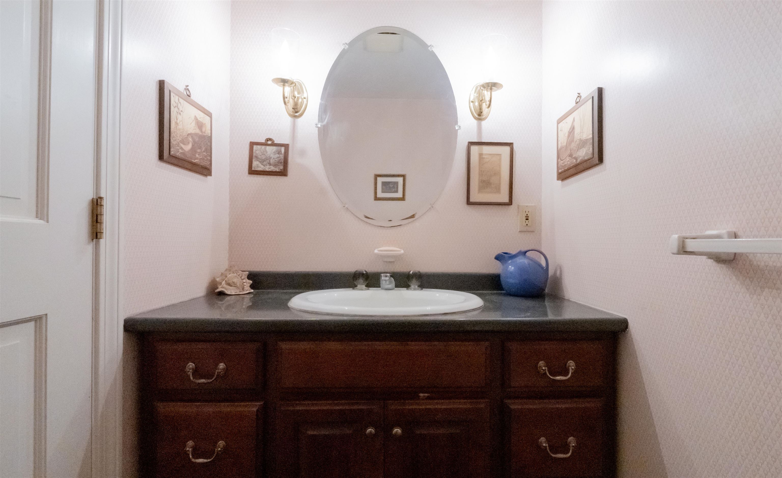 203 Winch Hill Rd, Langdon, NH 03602