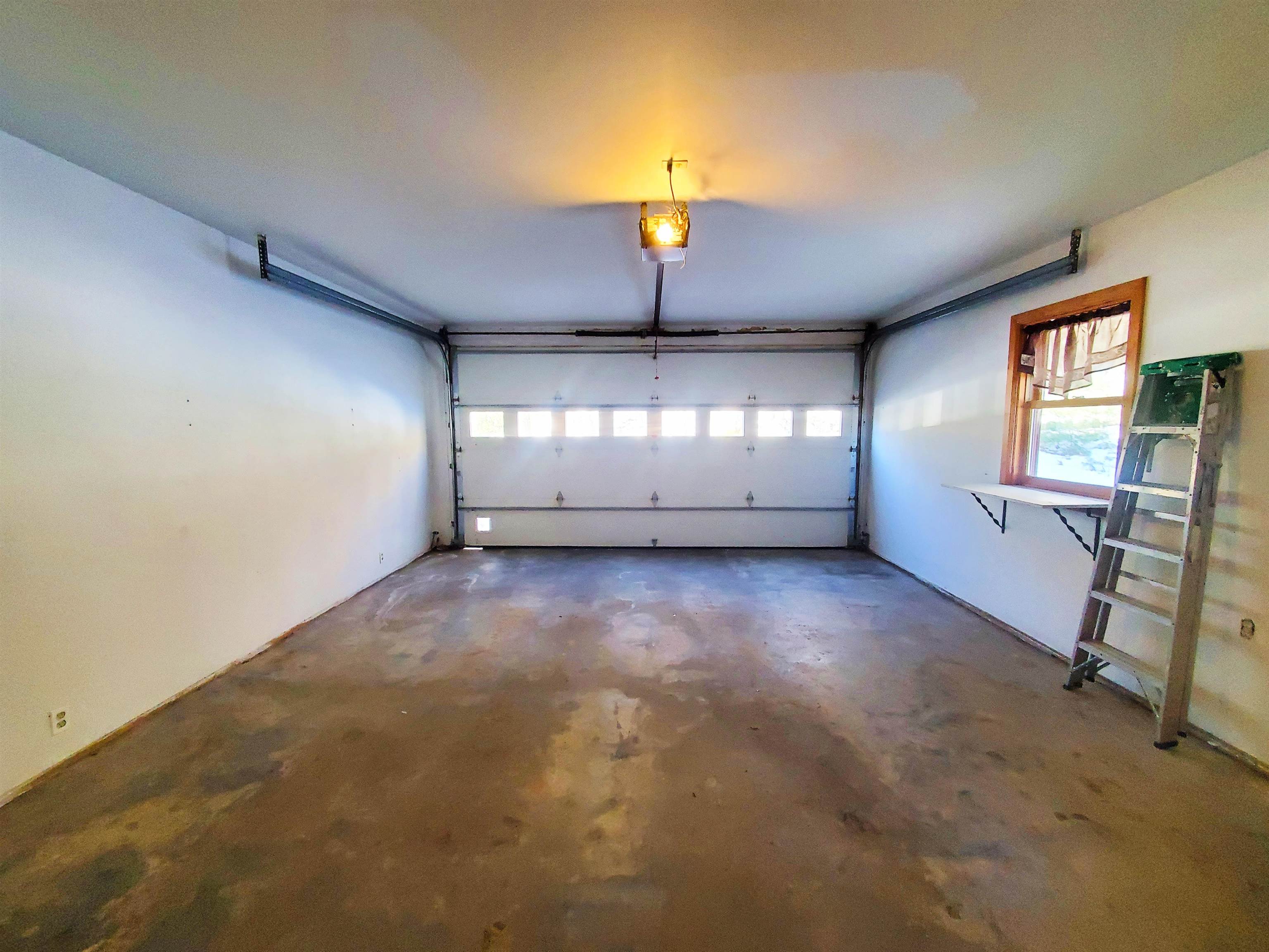 58 Main St, Andover, NH 03216