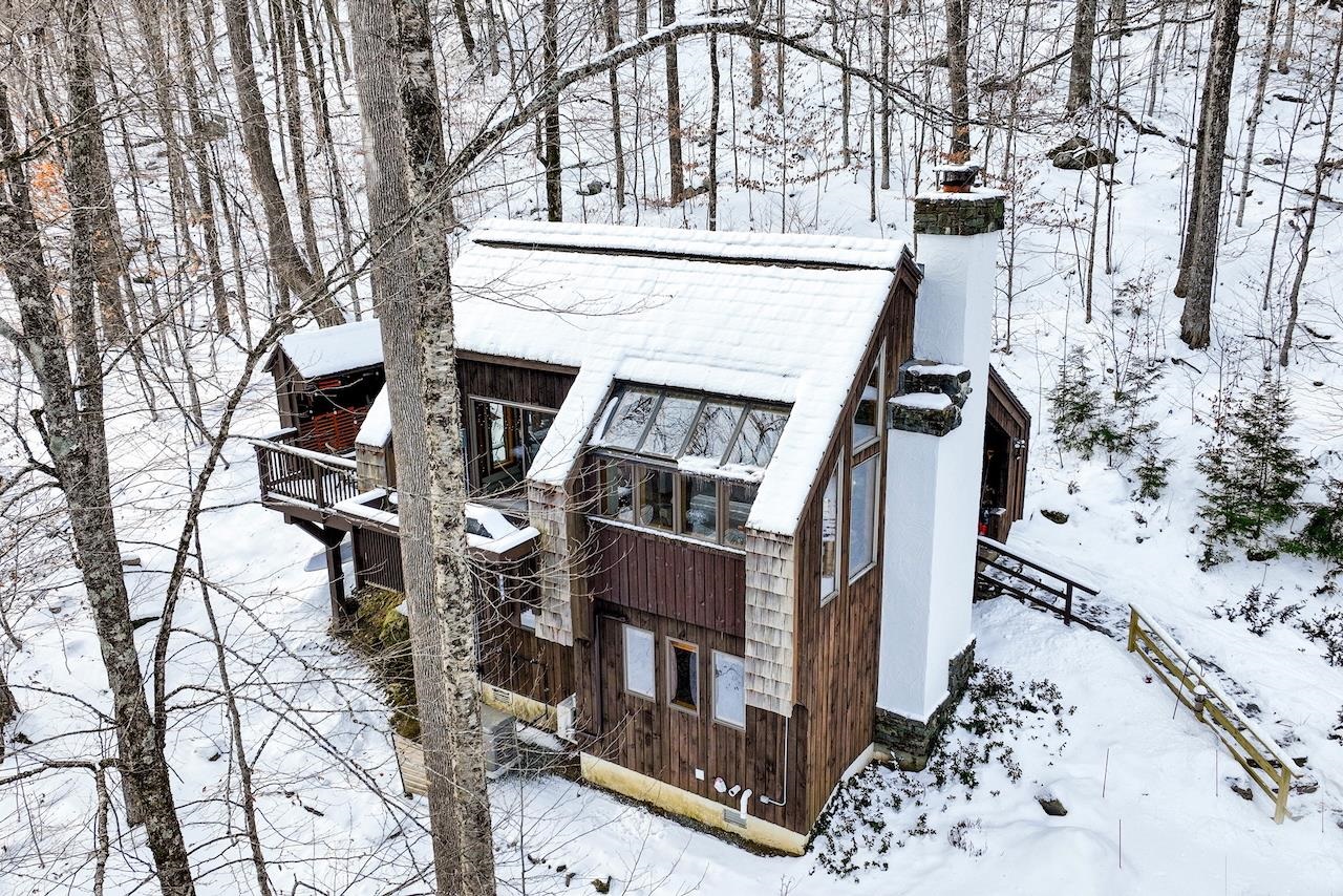 368 Crimson Hawk Rd, Plymouth, VT 05056