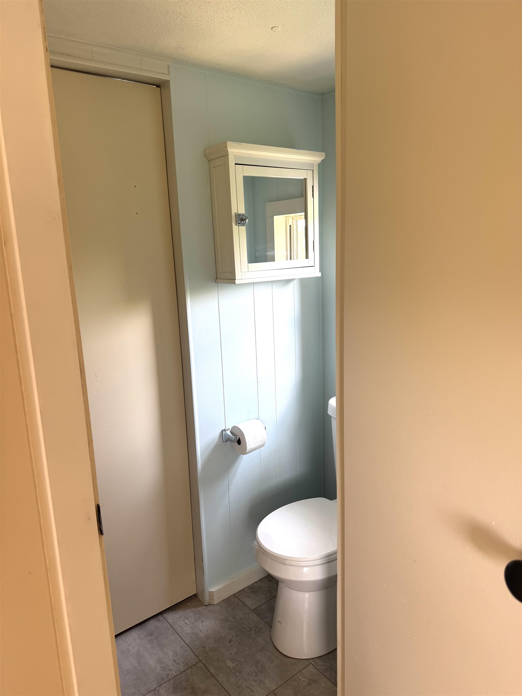 6 Boe Rd, Holderness, NH 03245