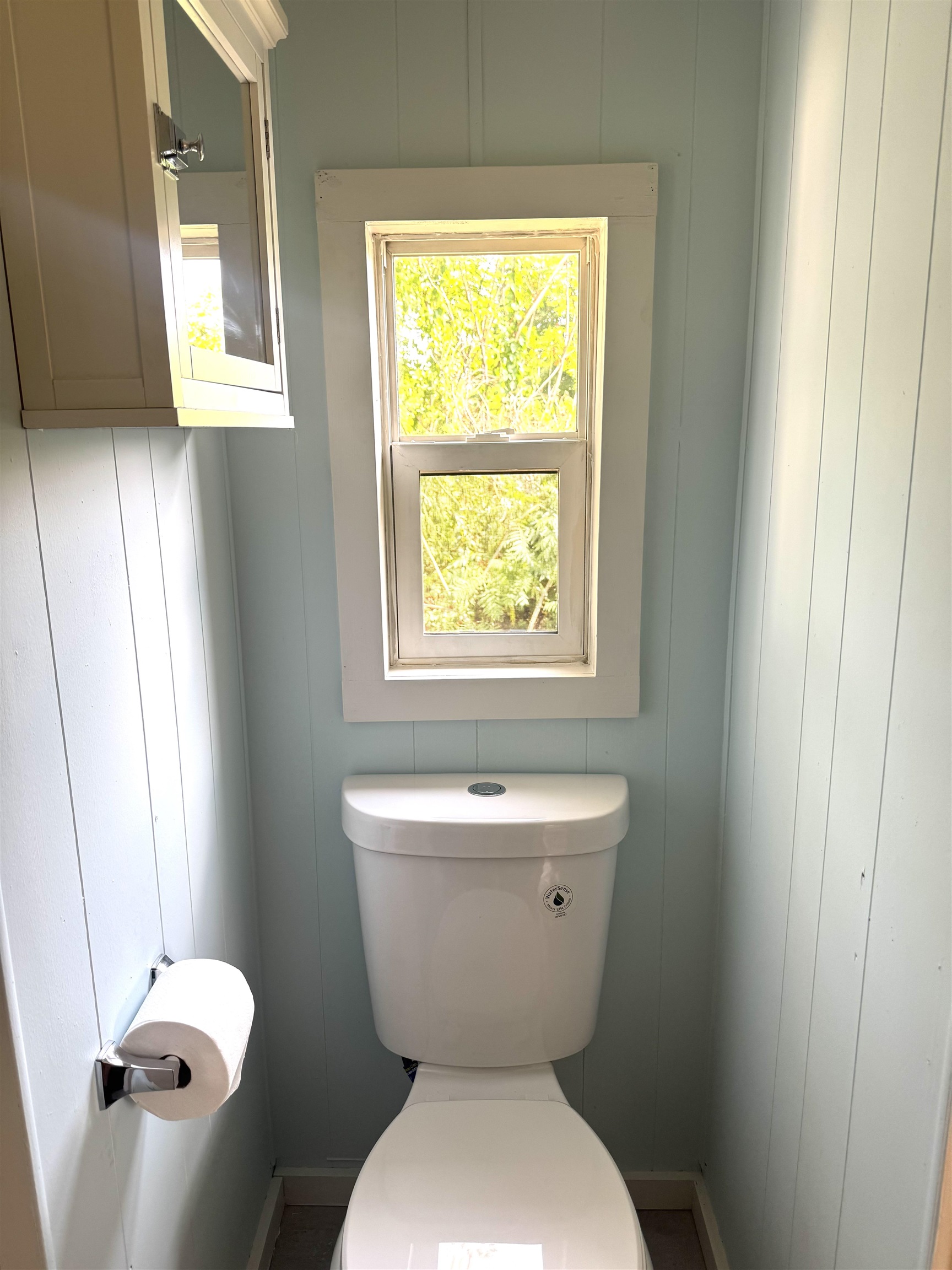 6 Boe Rd, Holderness, NH 03245