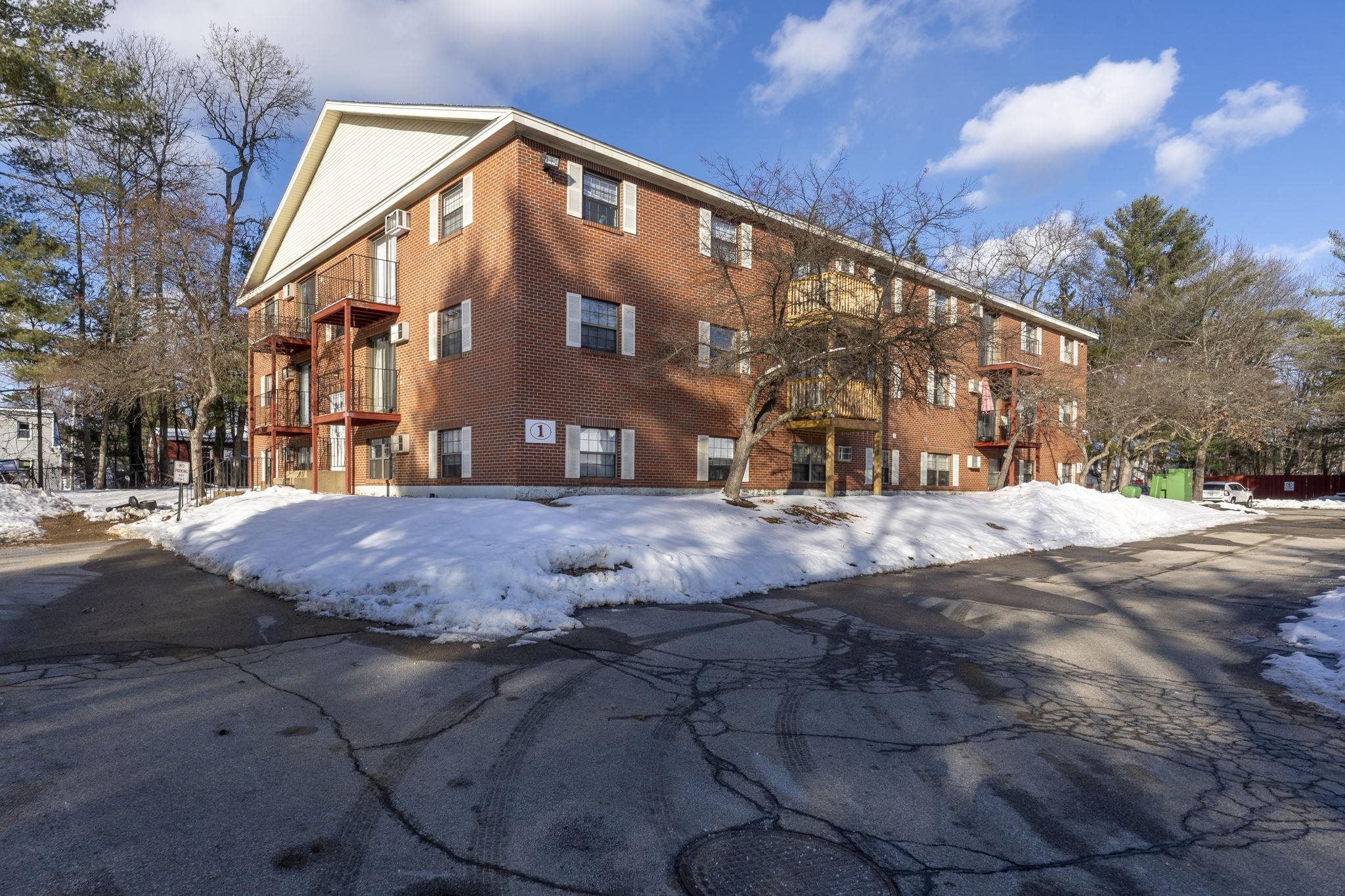 12 E Side Dr, Concord, NH 03301