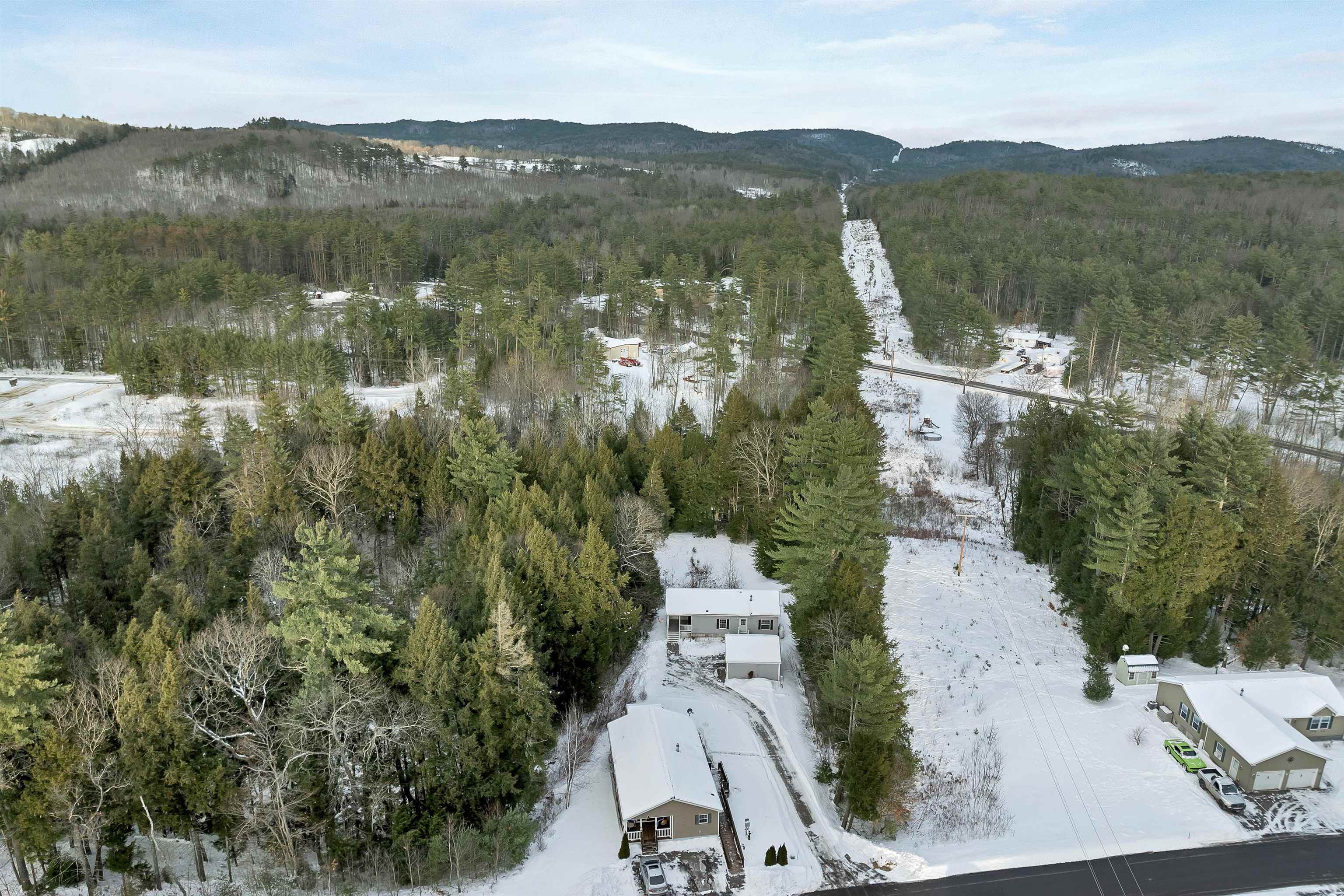 21 Mansfield Woods Way, New Hampton, NH 03256