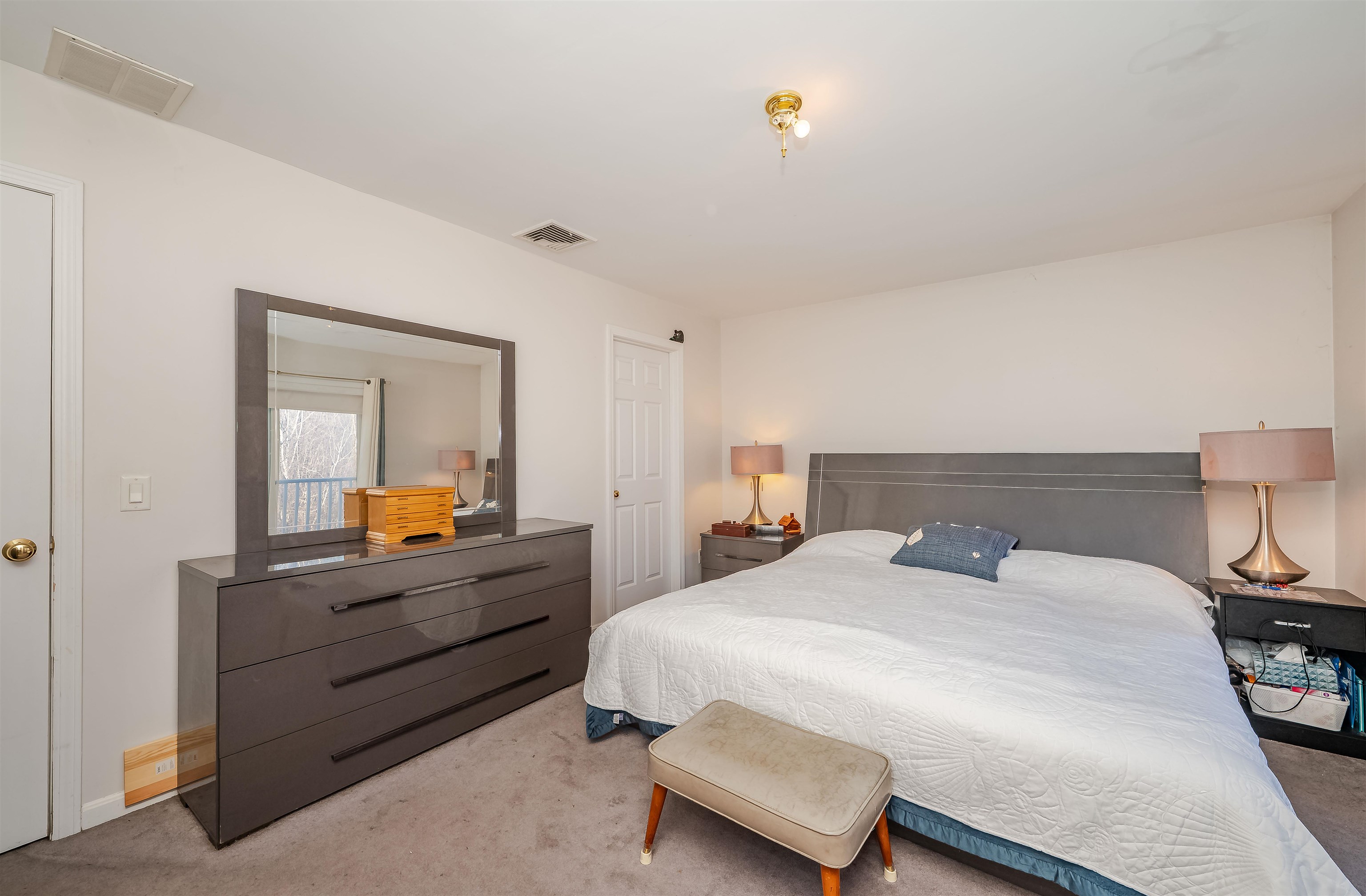 1465 Hooksett Rd, Hooksett, NH 03106