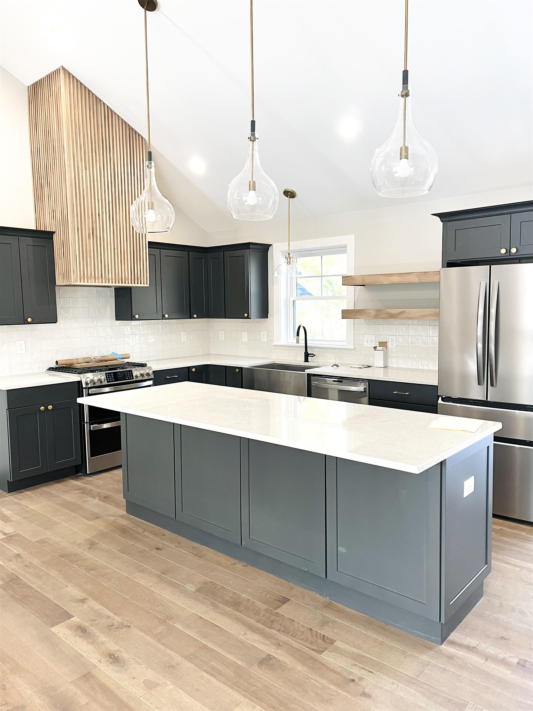 12 Charlotte Dr, Dover, NH 03820