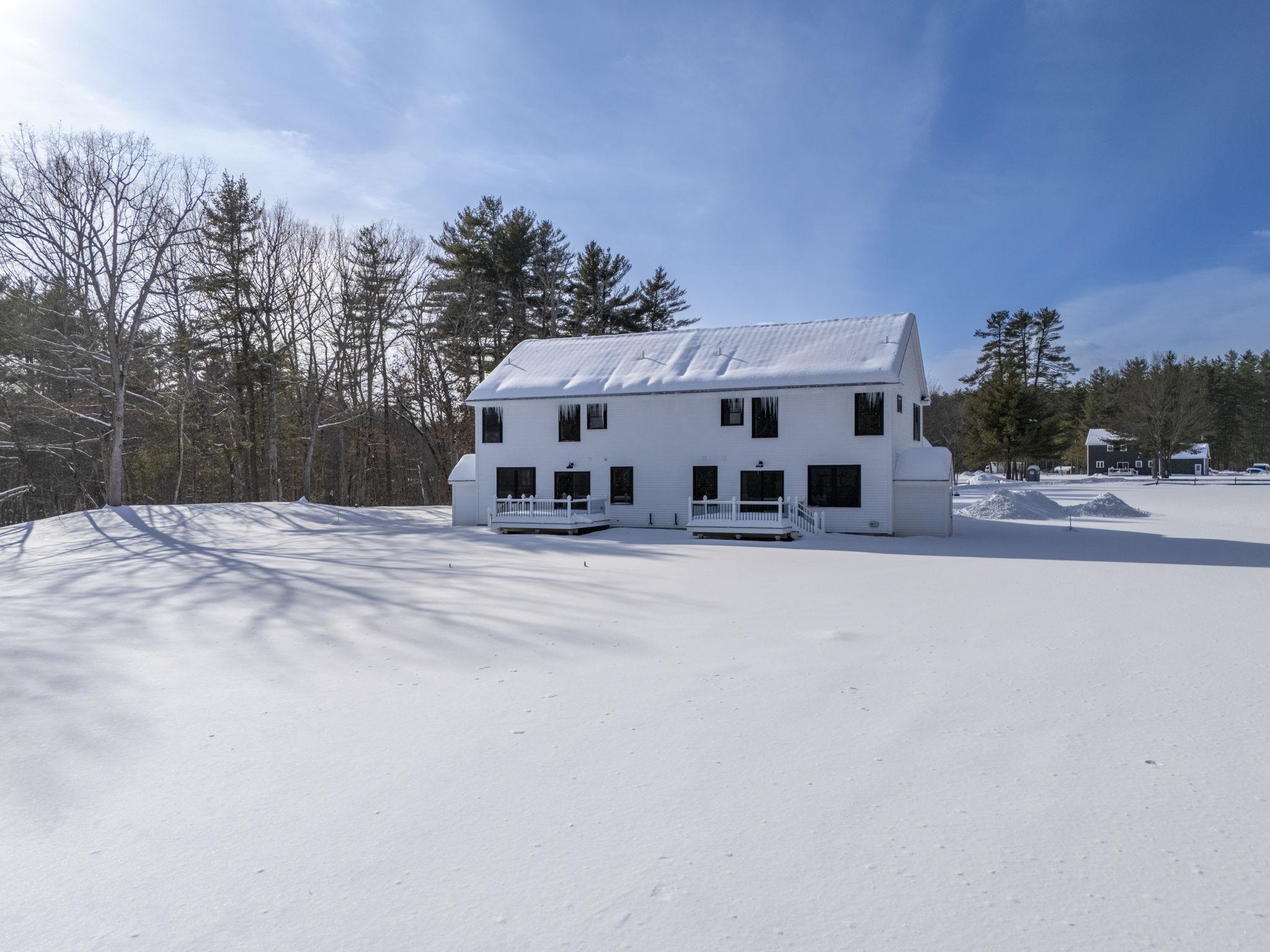 447 Silver Lake Rd, Hollis, NH 03049