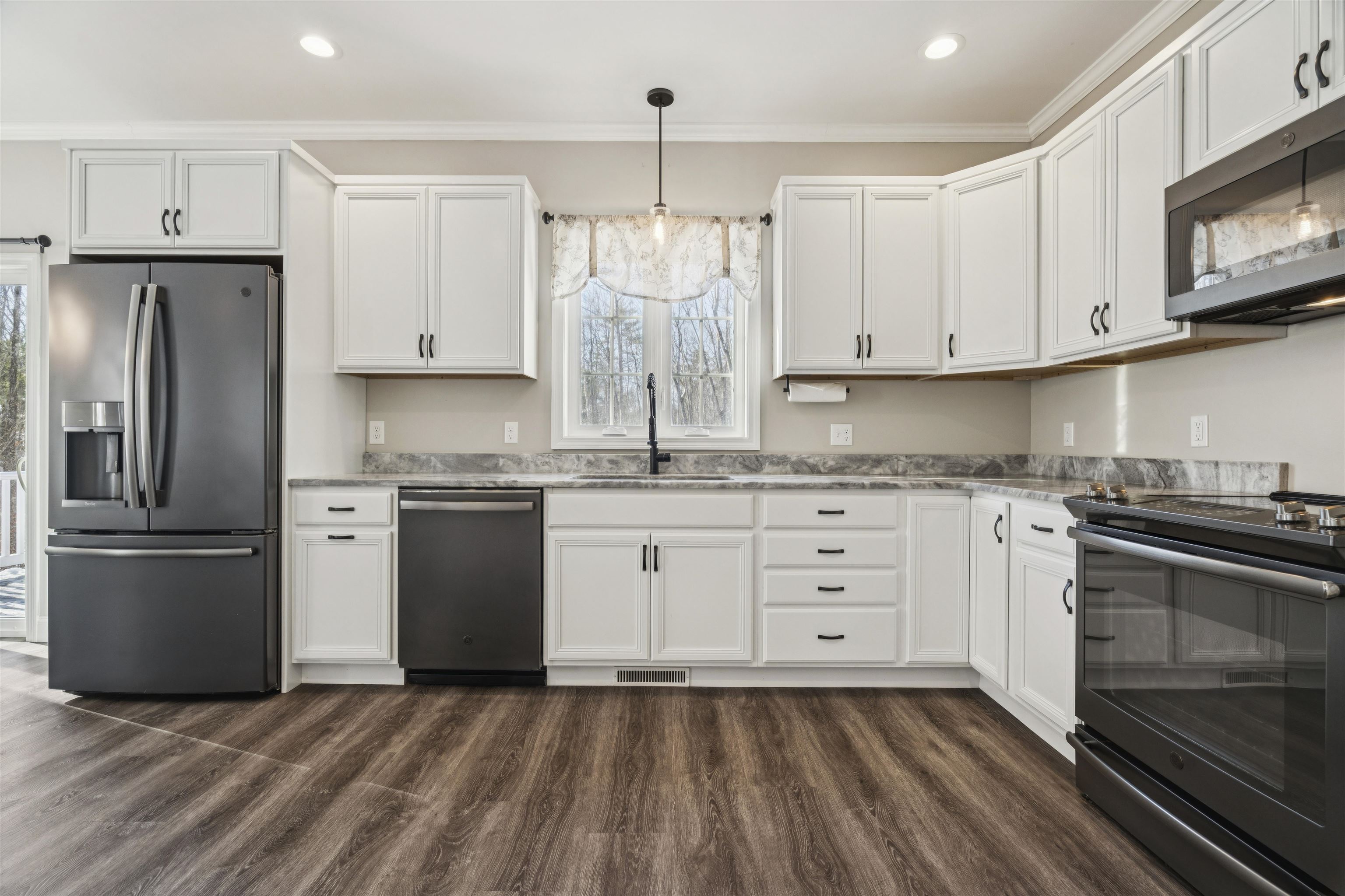 71 Range Road — photo 3