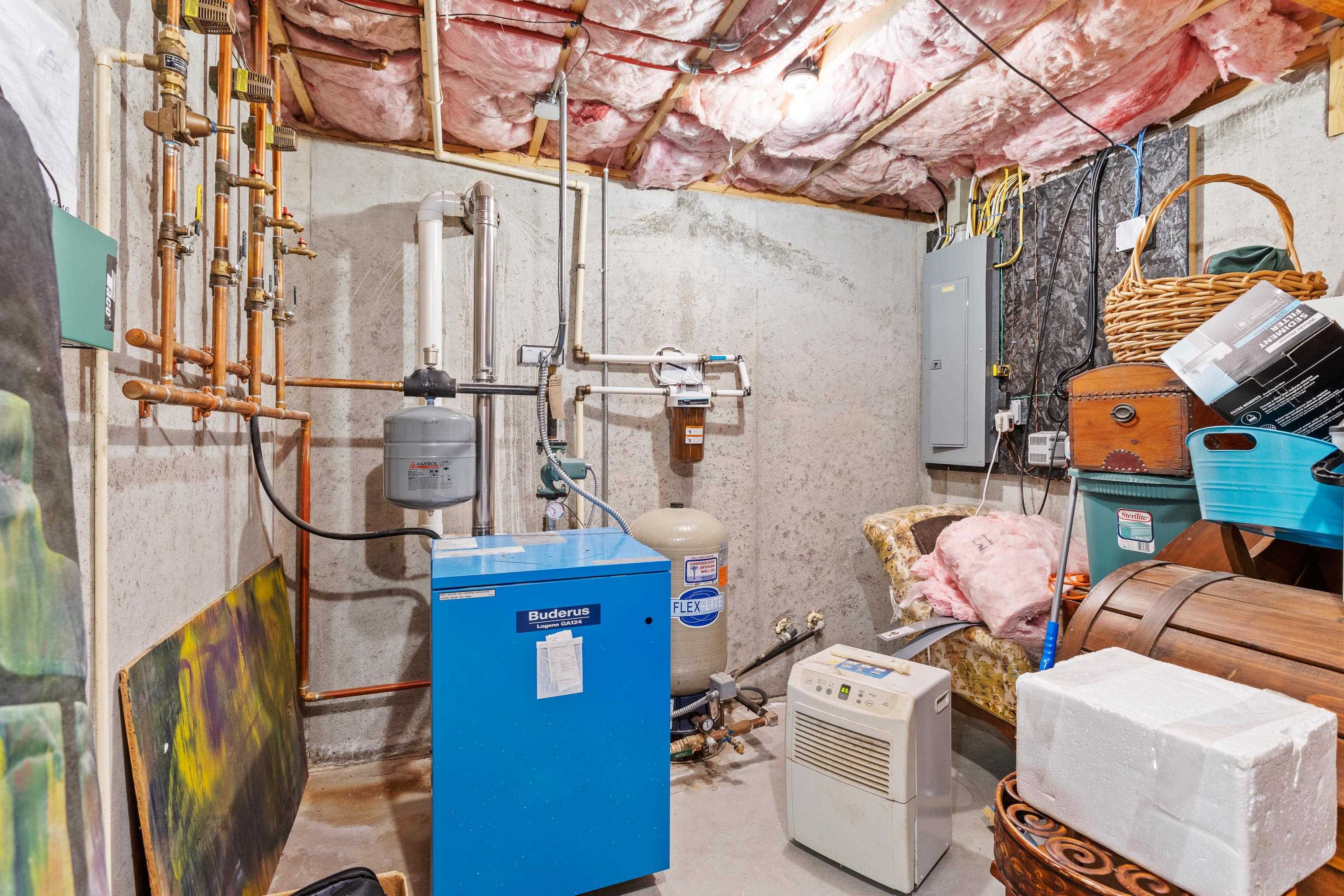 10 Pacific Dr, Dover, NH 03820