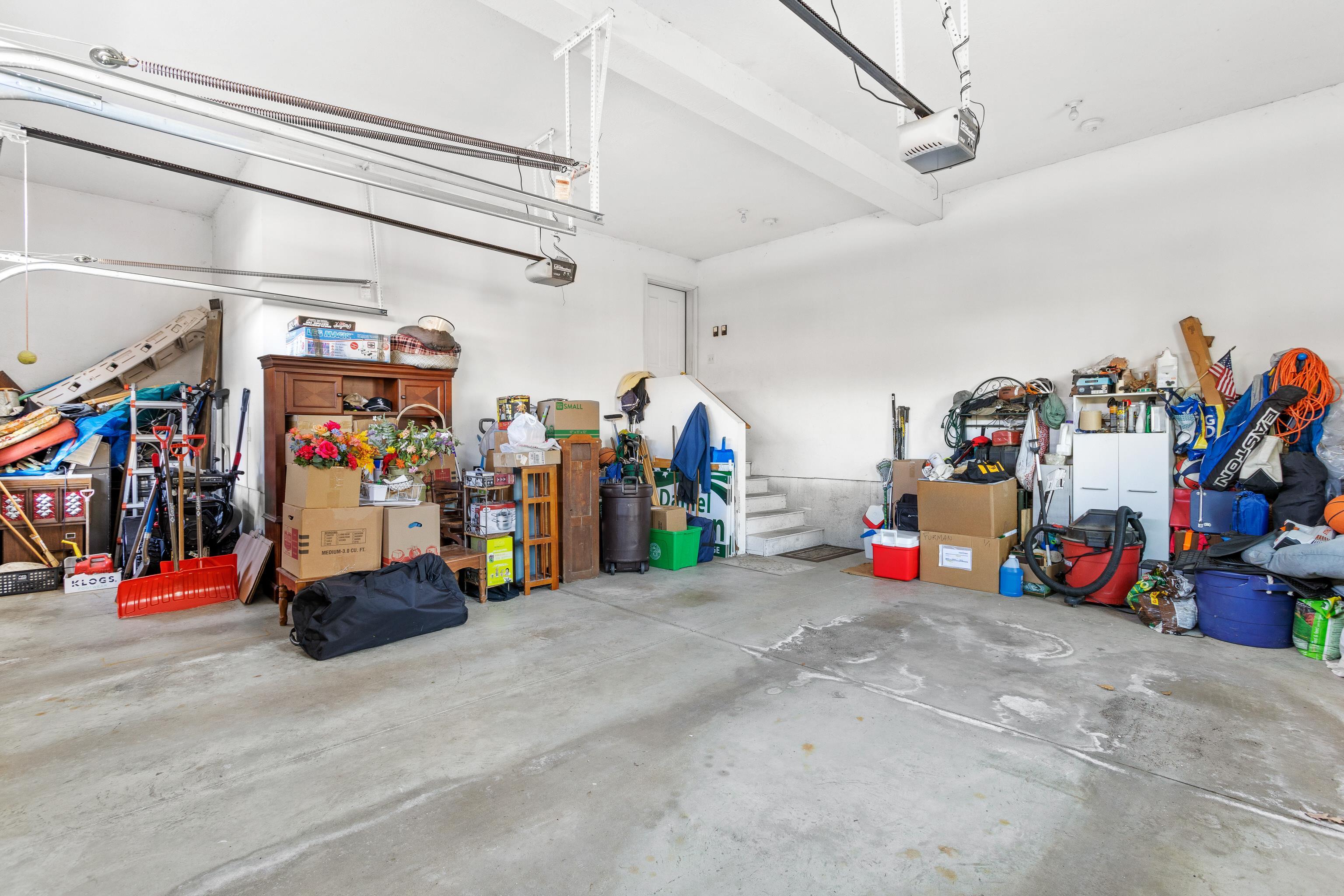 10 Pacific Dr, Dover, NH 03820