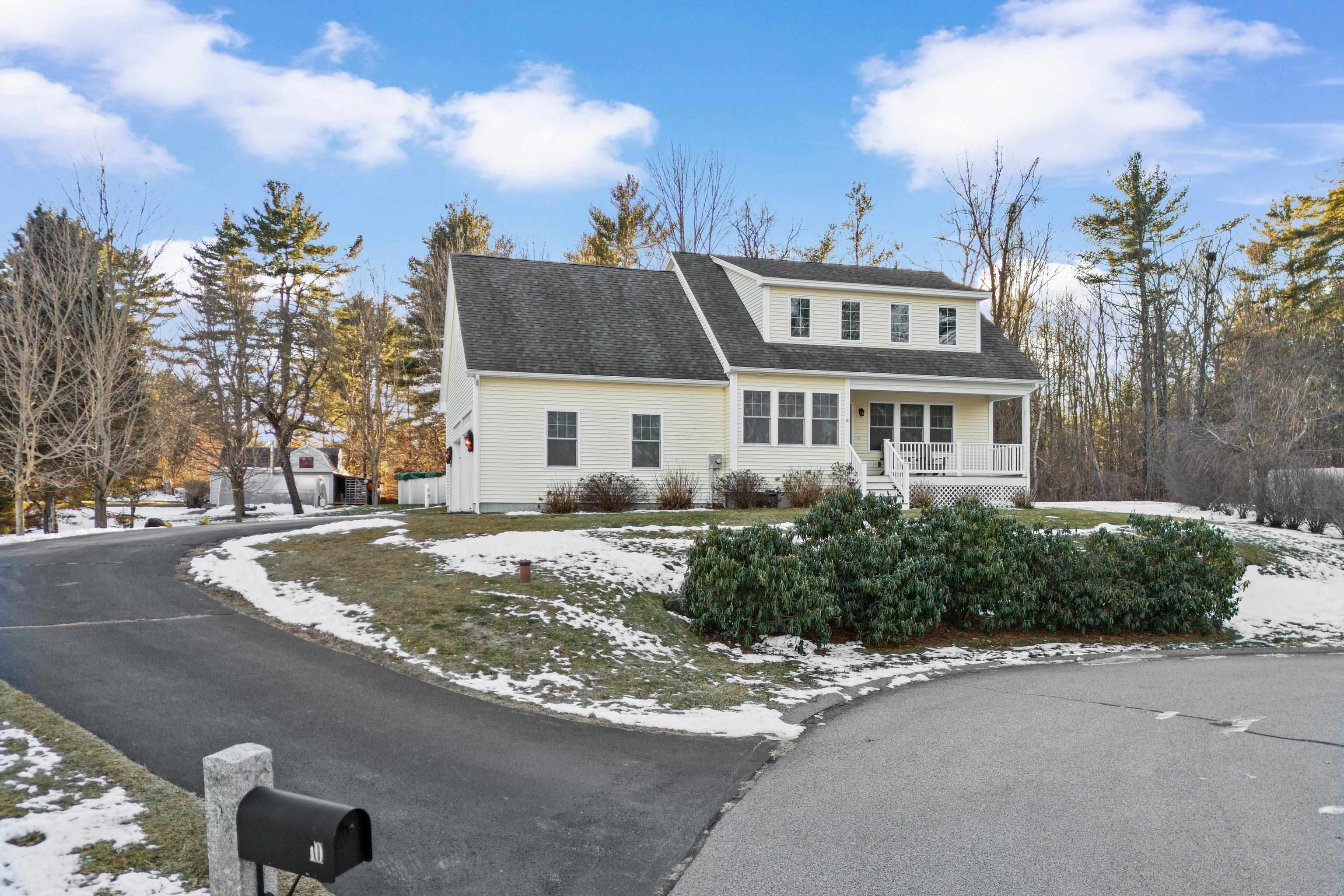 10 Pacific Dr, Dover, NH 03820