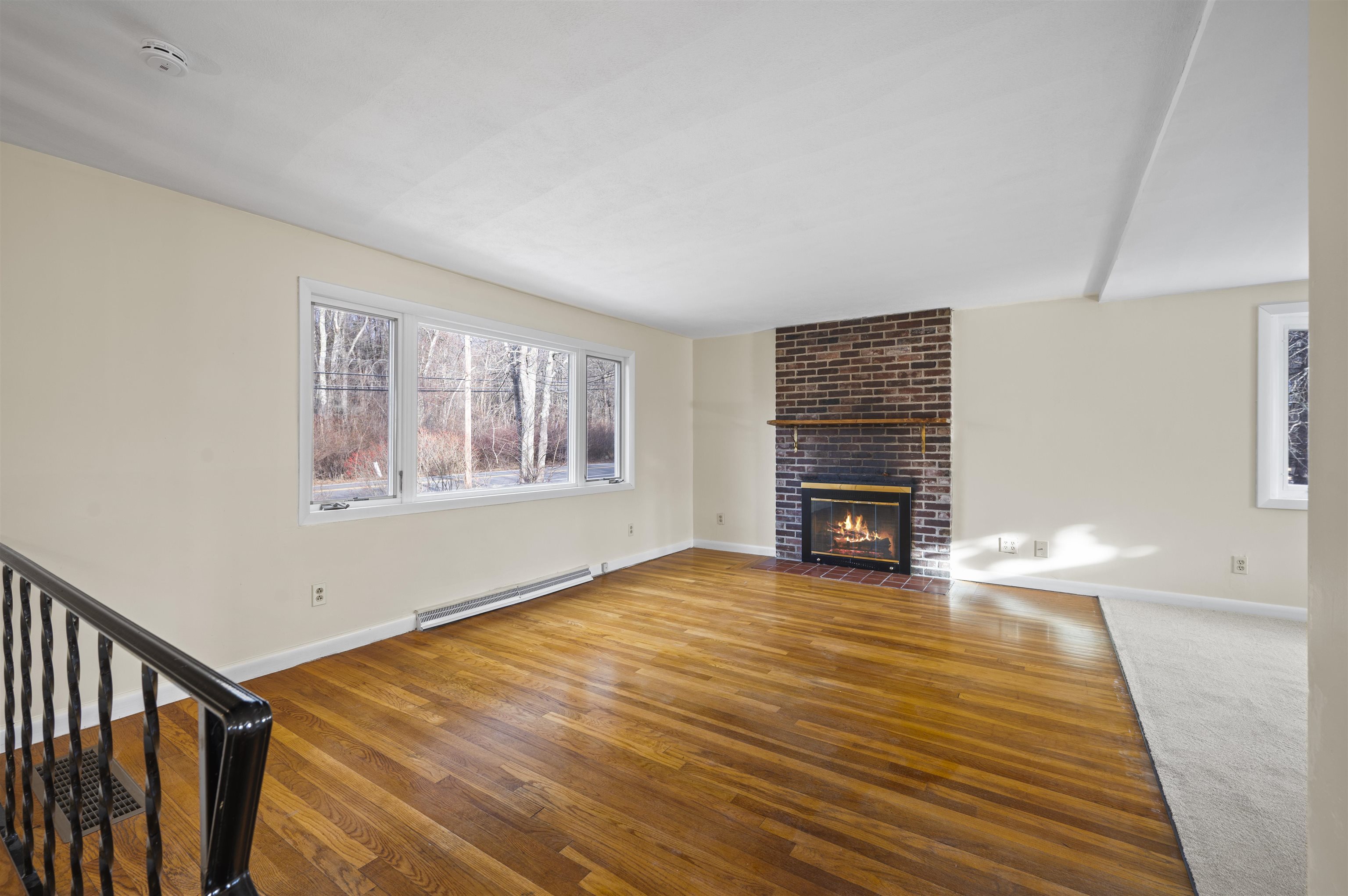 241 East Rd, Hampstead, NH 03841-2306